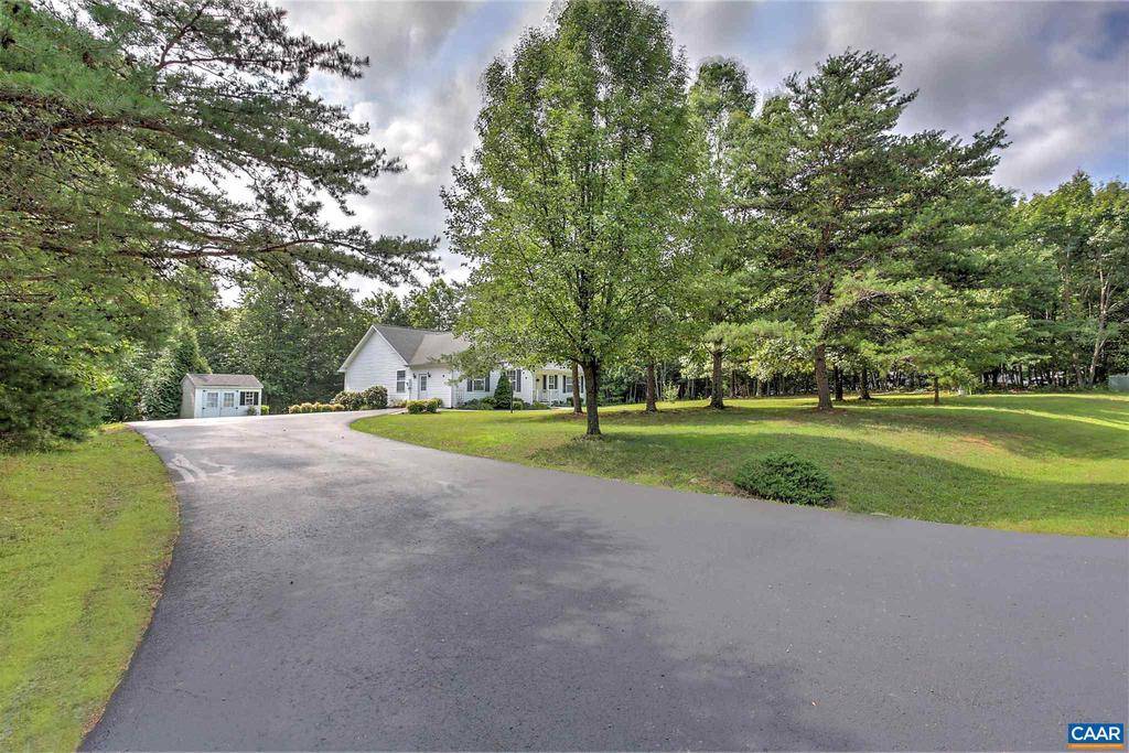 Louisa, VA 23093,90 SHANNON GLEN CT