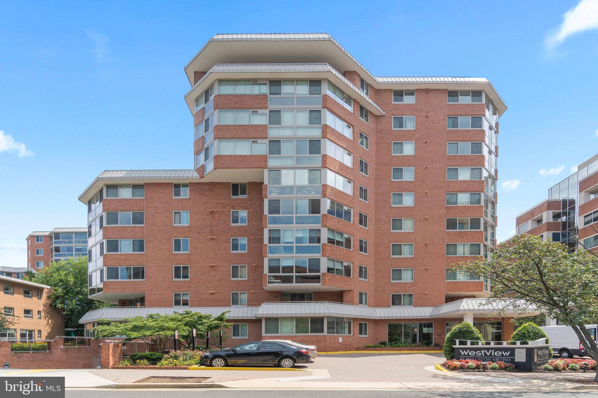 Arlington, VA 22201,1001 N VERMONT ST #608