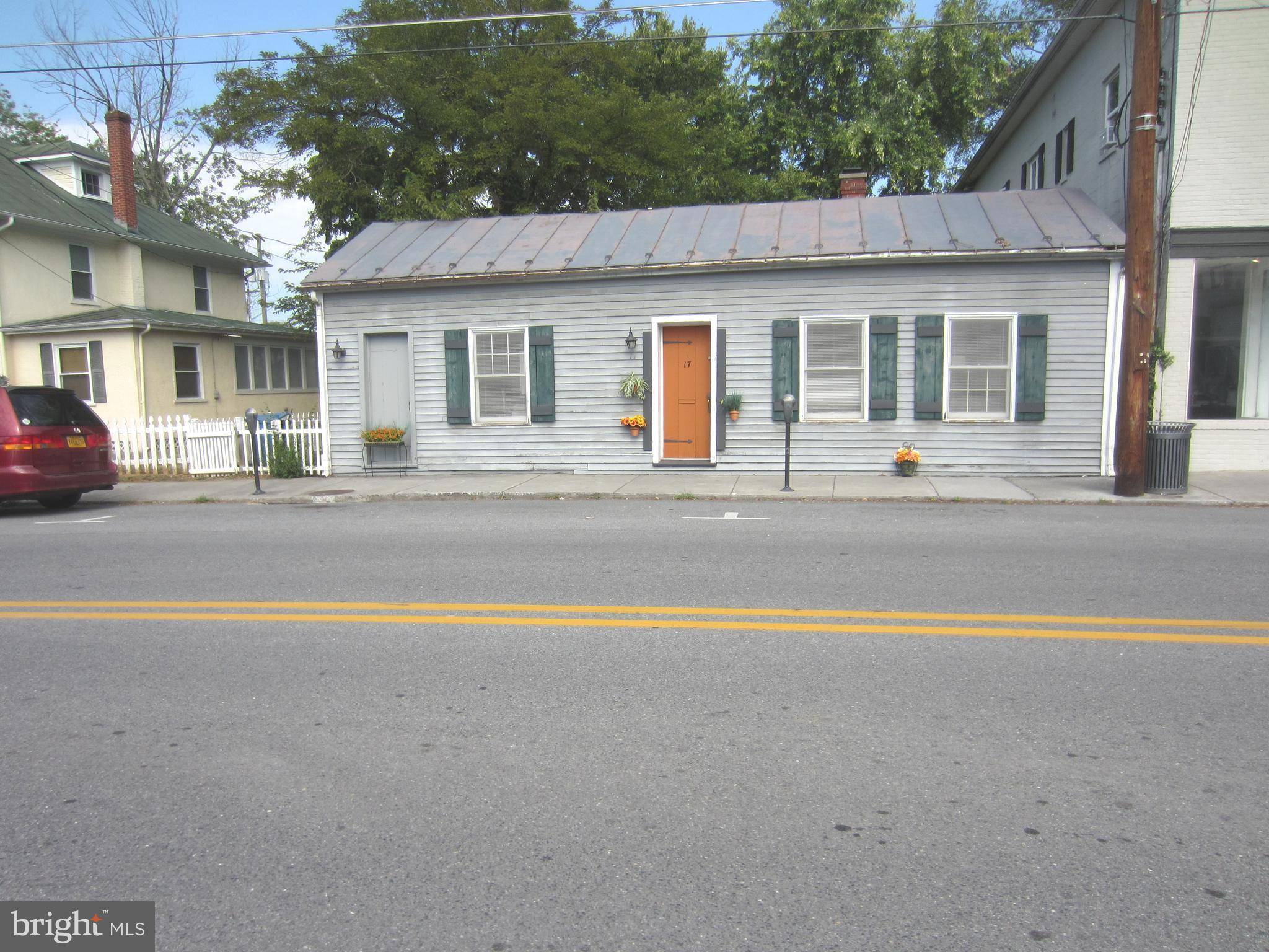 Berryville, VA 22611,17 S CHURCH ST