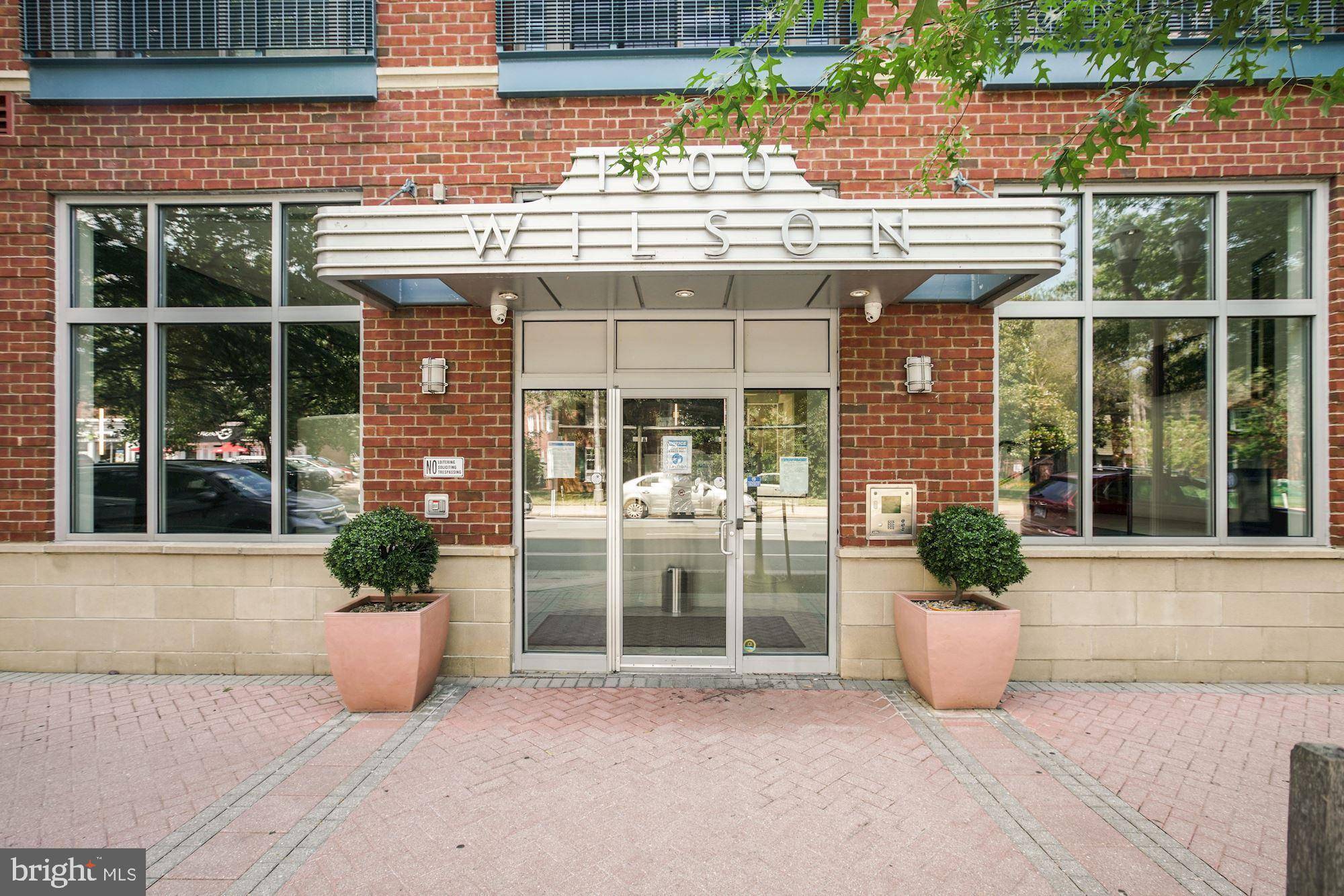 Arlington, VA 22201,1800 WILSON BLVD #113