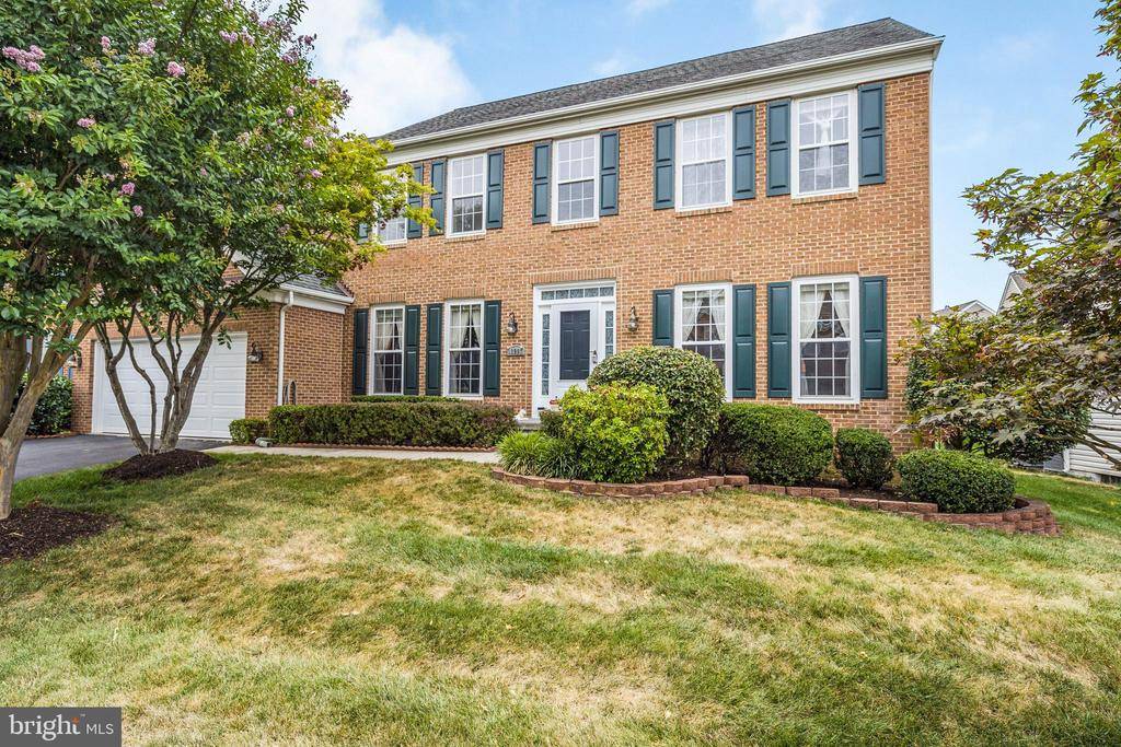 Herndon, VA 20171,12997 AZALEA WOODS WAY