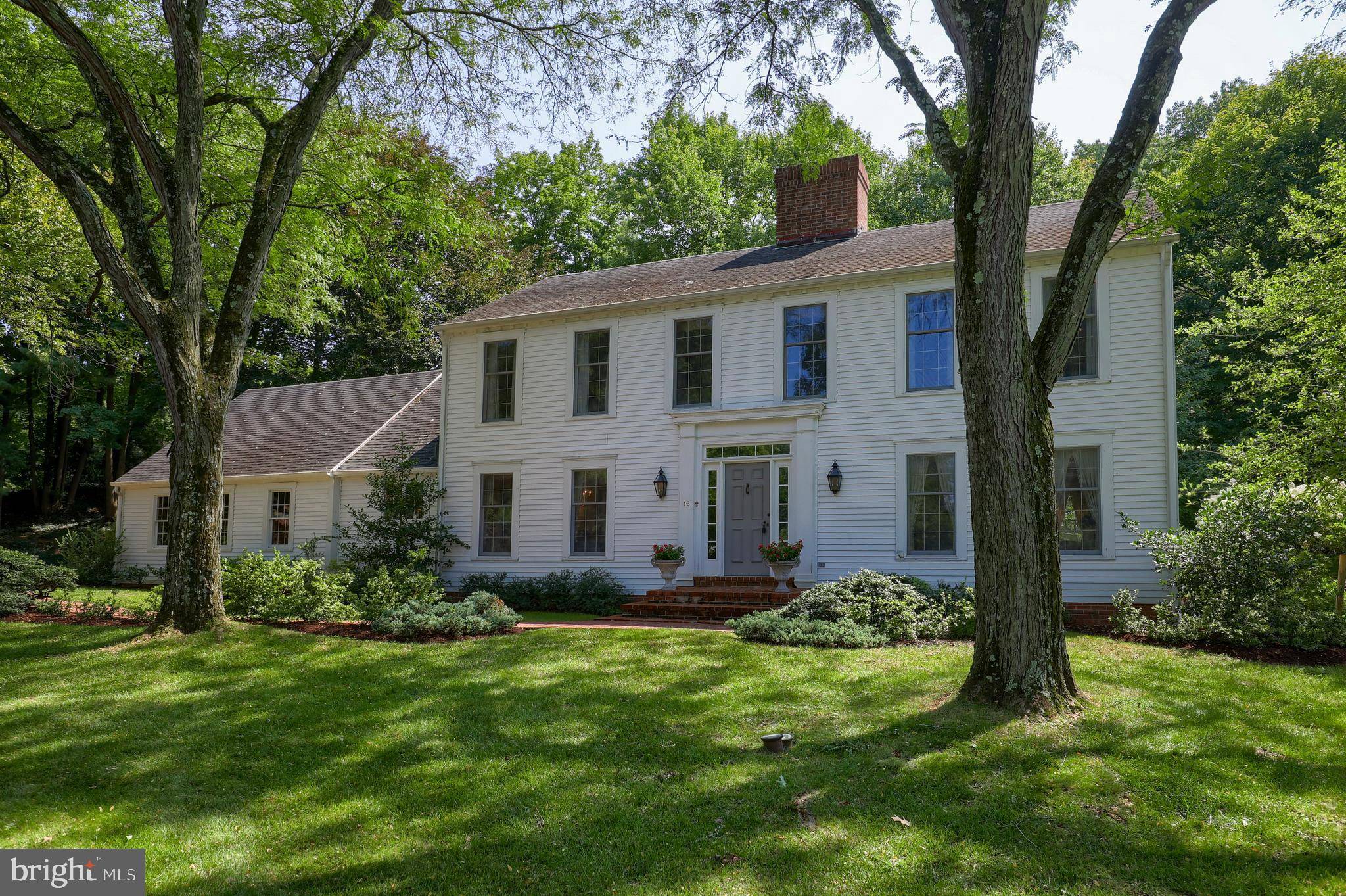 Wyomissing, PA 19610,16 CARDINAL PL