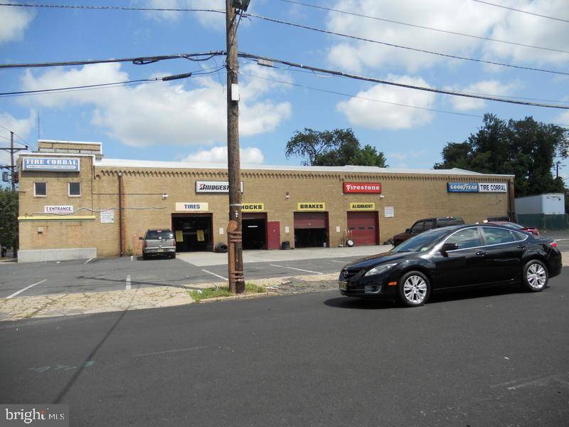 Camden, NJ 08104,3114 MOUNT EPHRAIM AVE