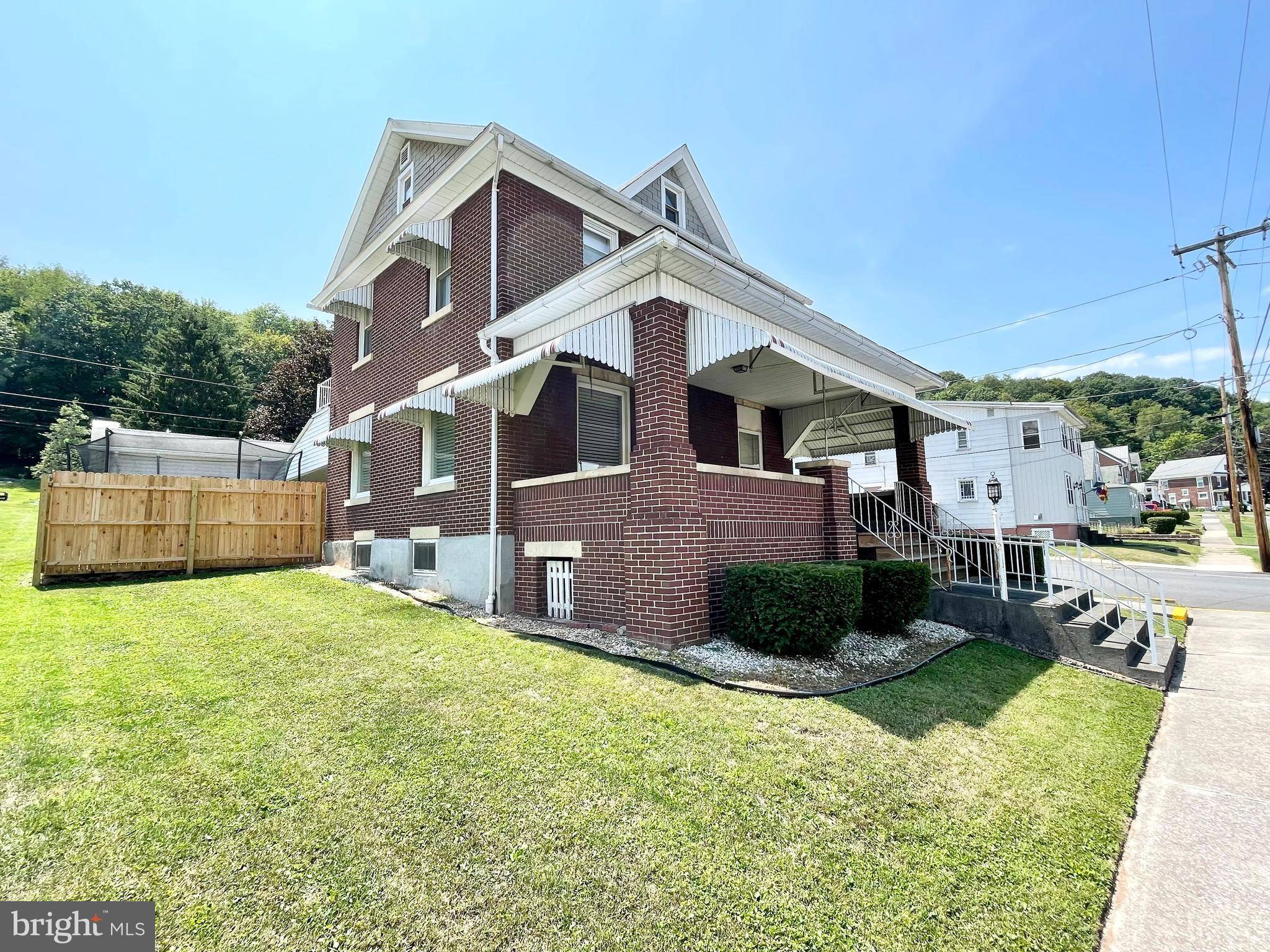 Saxton, PA 16678,917 MIFFLIN STREET