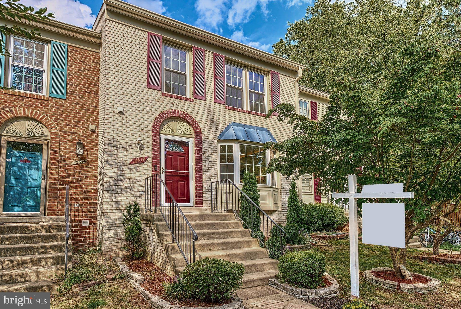 Centreville, VA 20121,13912 WOODS RUN CT