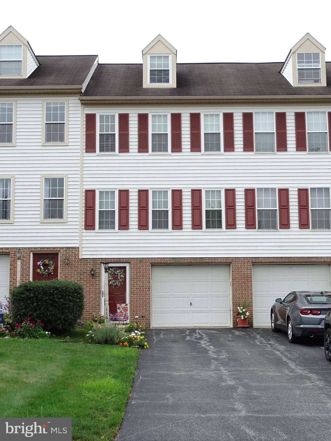 York, PA 17404,1164 HEARTHRIDGE LN