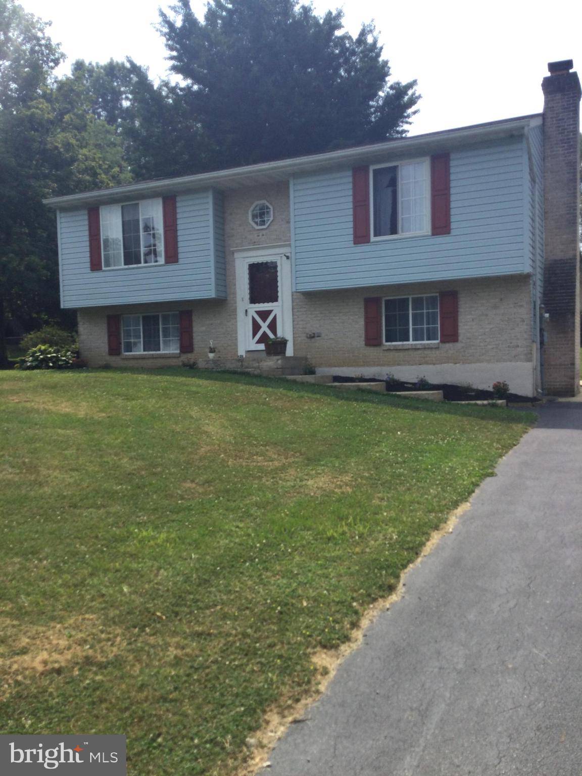 Lancaster, PA 17603,123 NICHOLAS RD