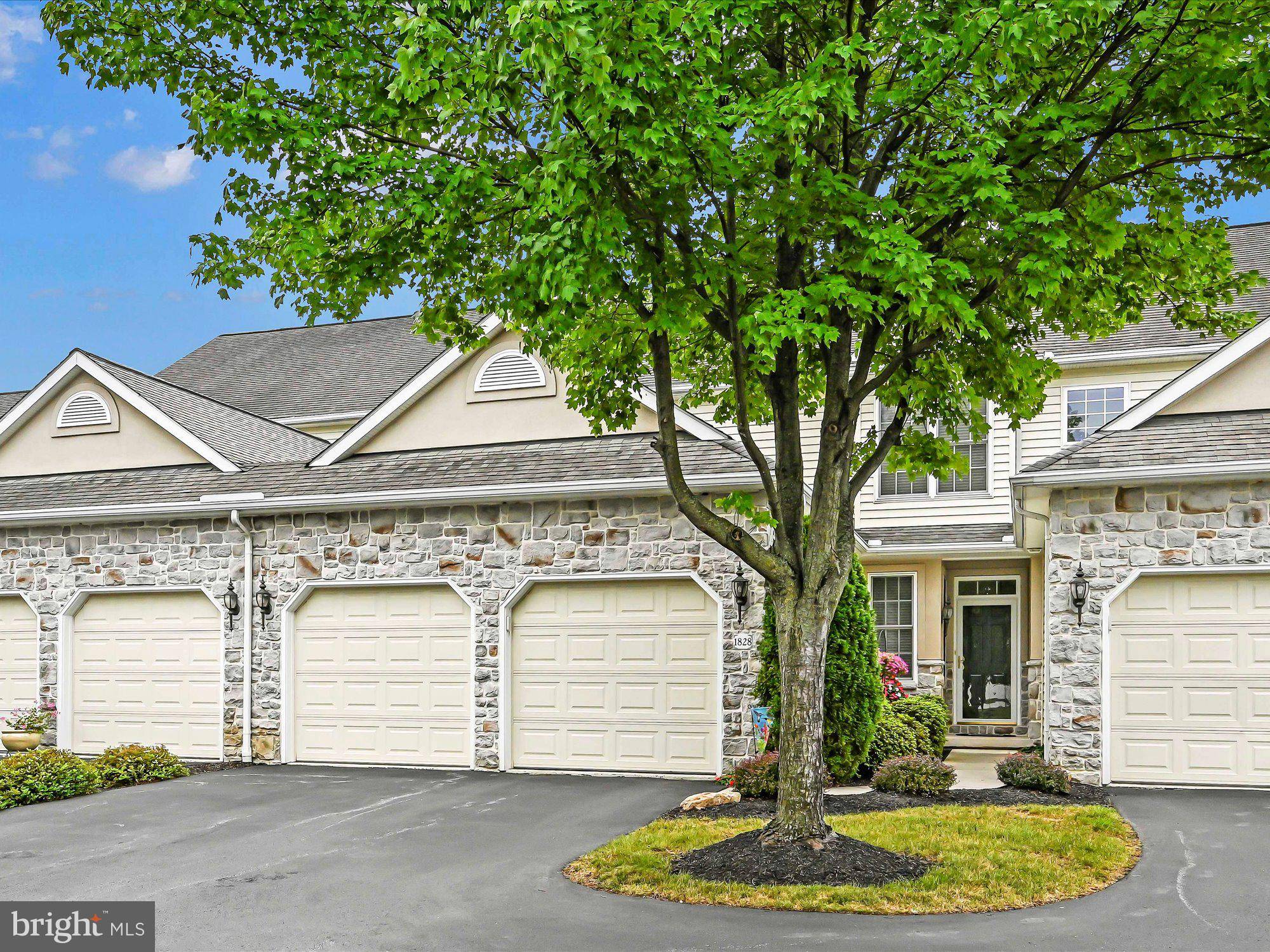 Lancaster, PA 17602,1828 SERENE WAY