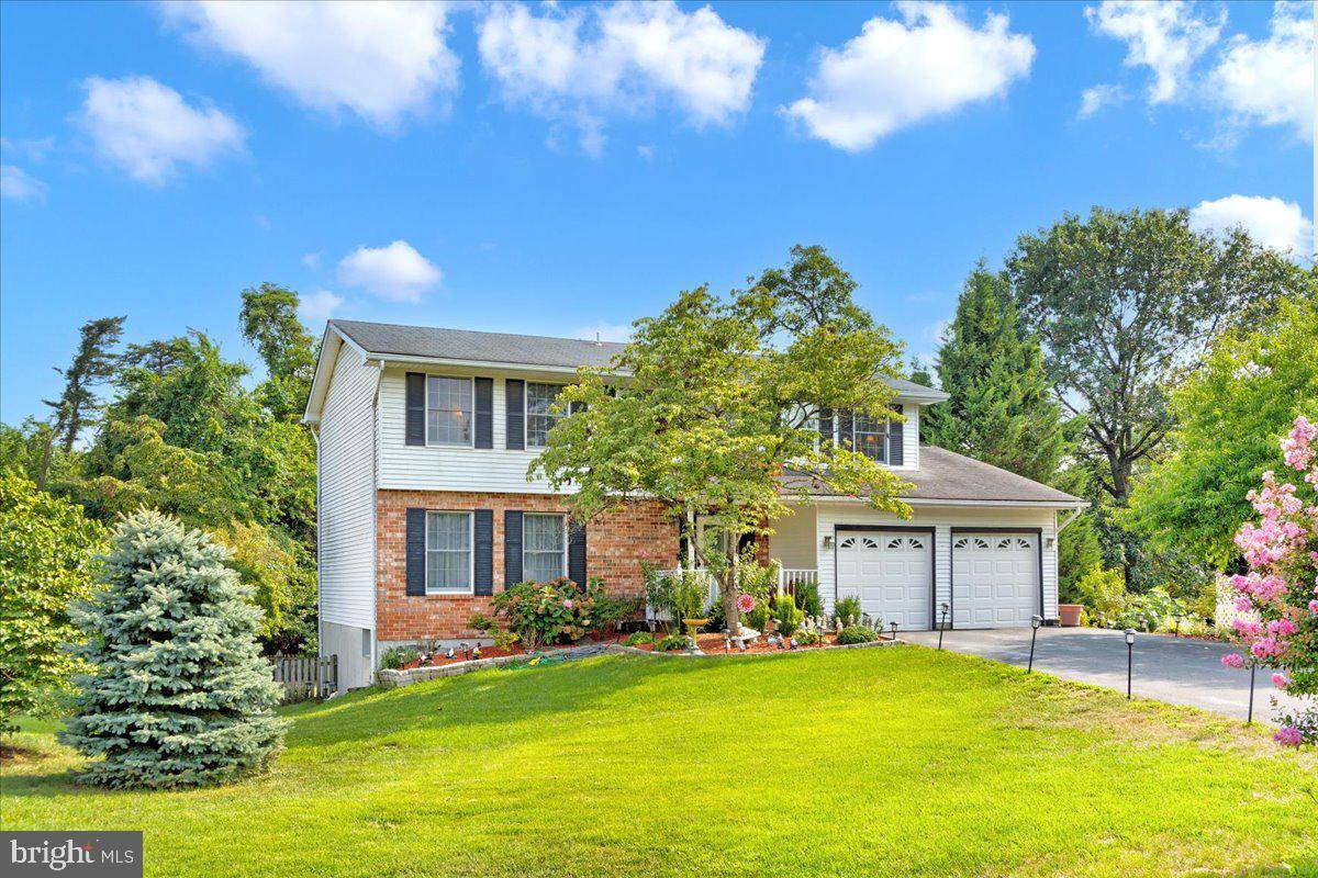 Hanover, MD 21076,7807 NAUITAN CT