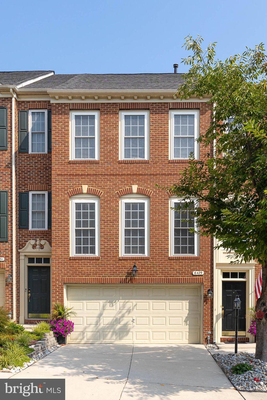 Lorton, VA 22079,8429 CHAUCER HOUSE CT