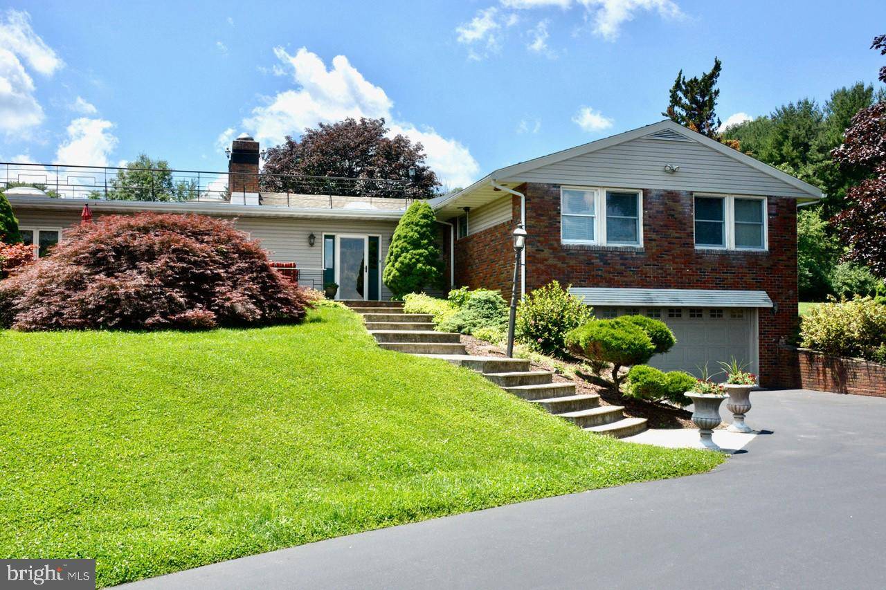 Shillington, PA 19607,2 ALBERT LN