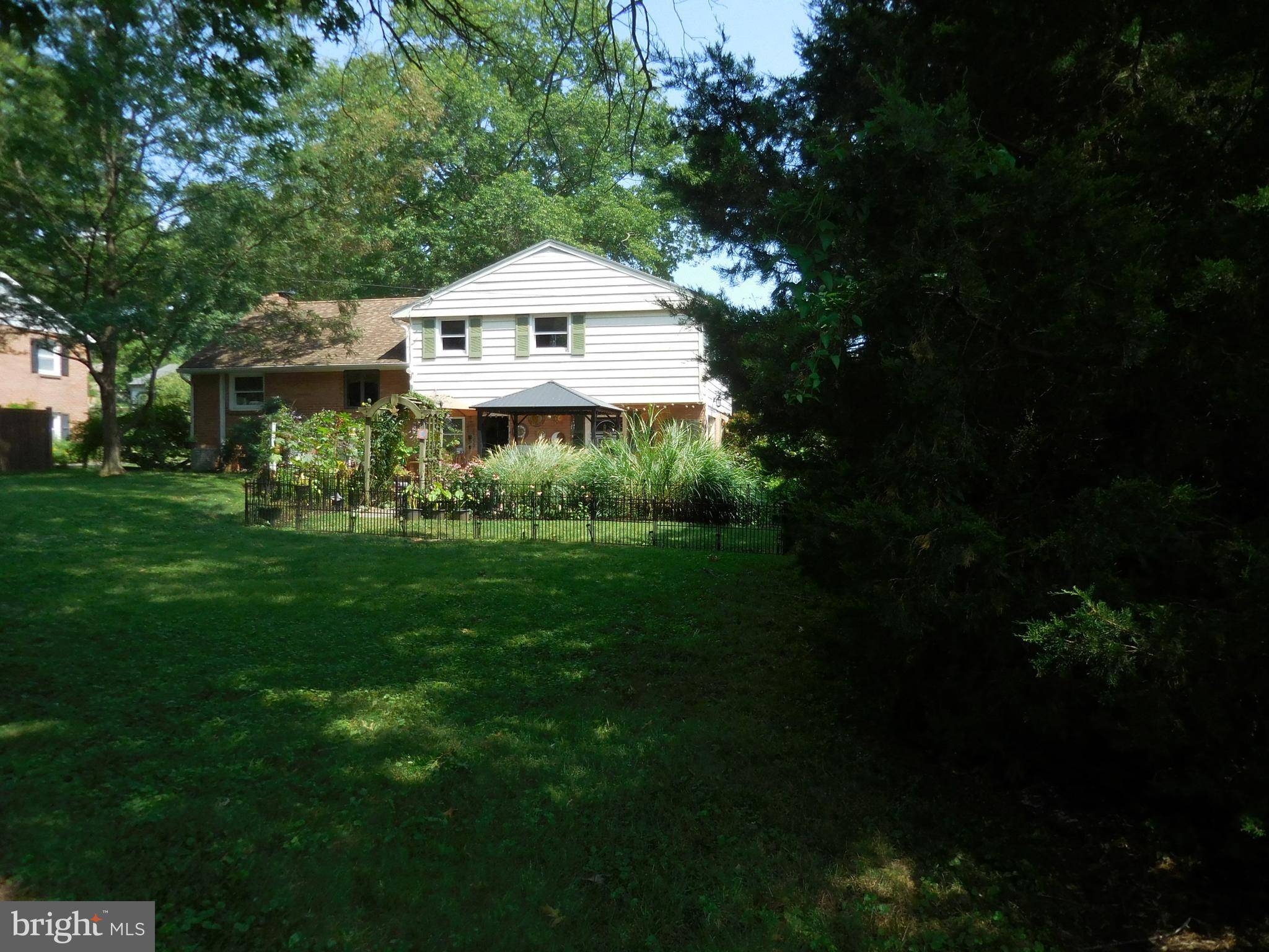 Leola, PA 17540,40 RIDGE VIEW DR