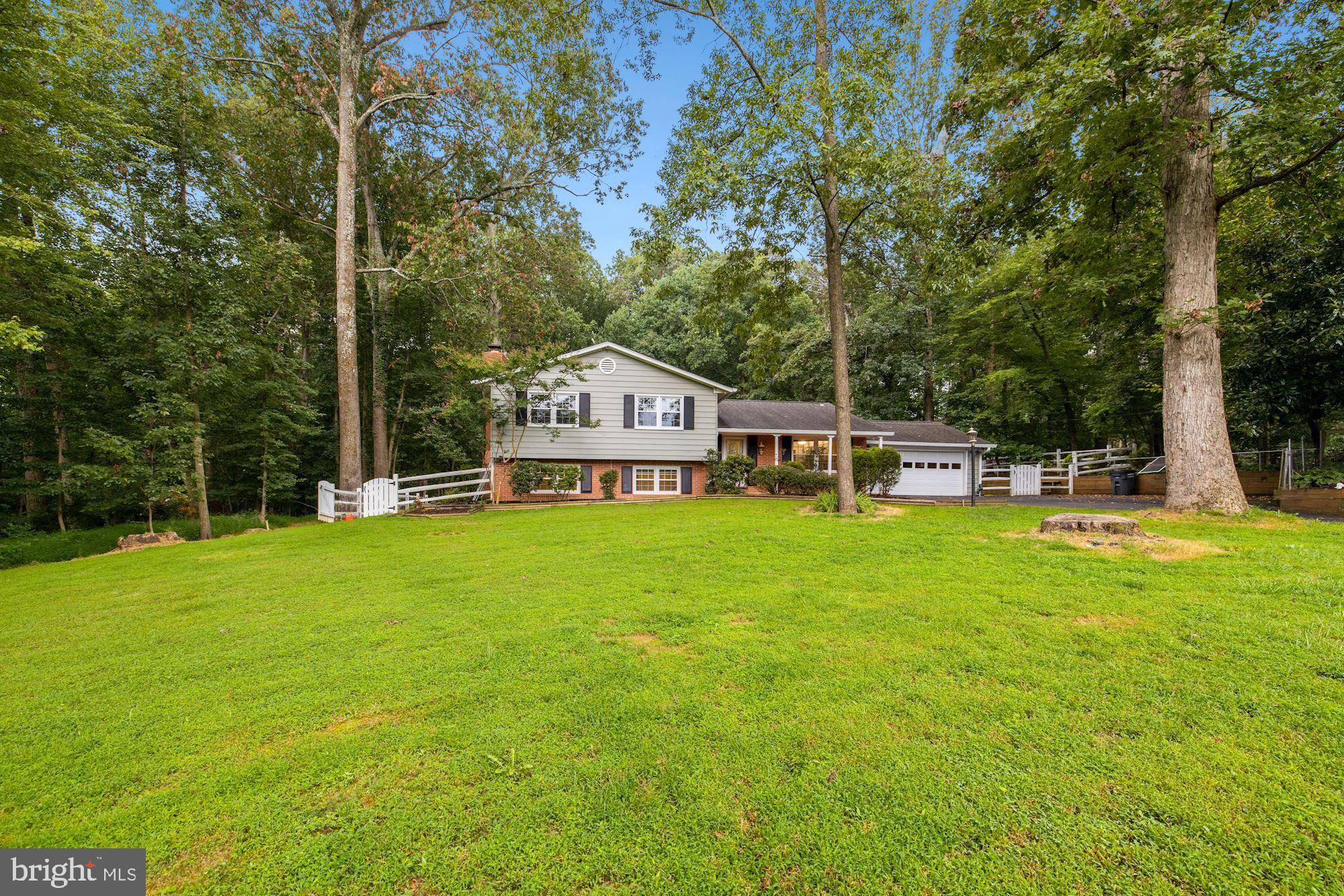 Oakton, VA 22124,11427 VALE SPRING DR