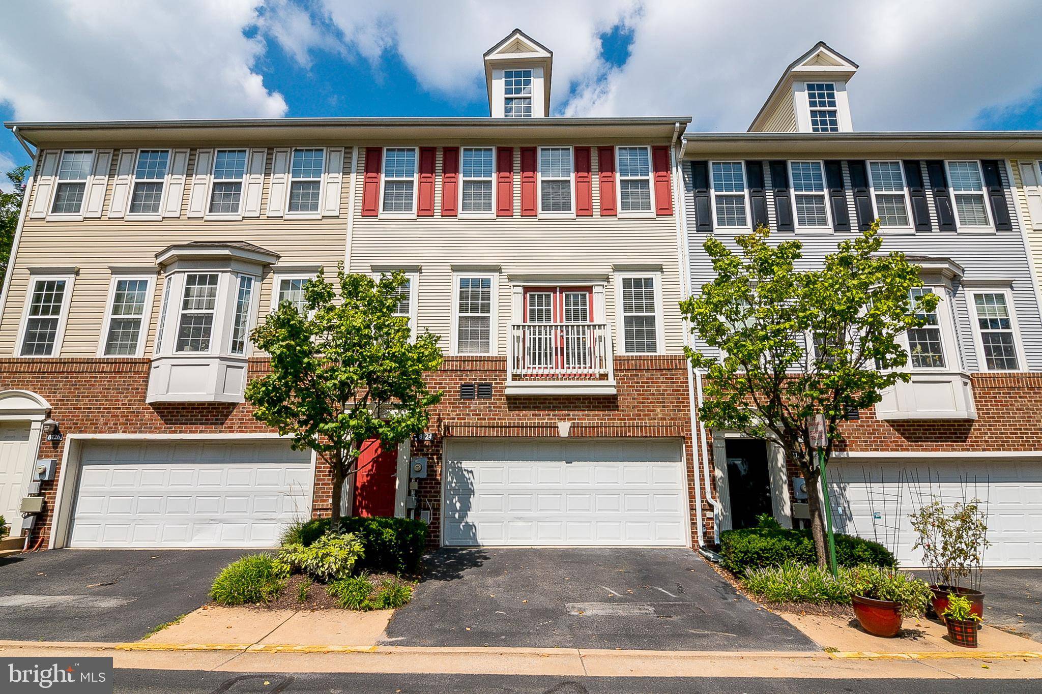 Falls Church, VA 22042,8124 HARPER VALLEY LN #27