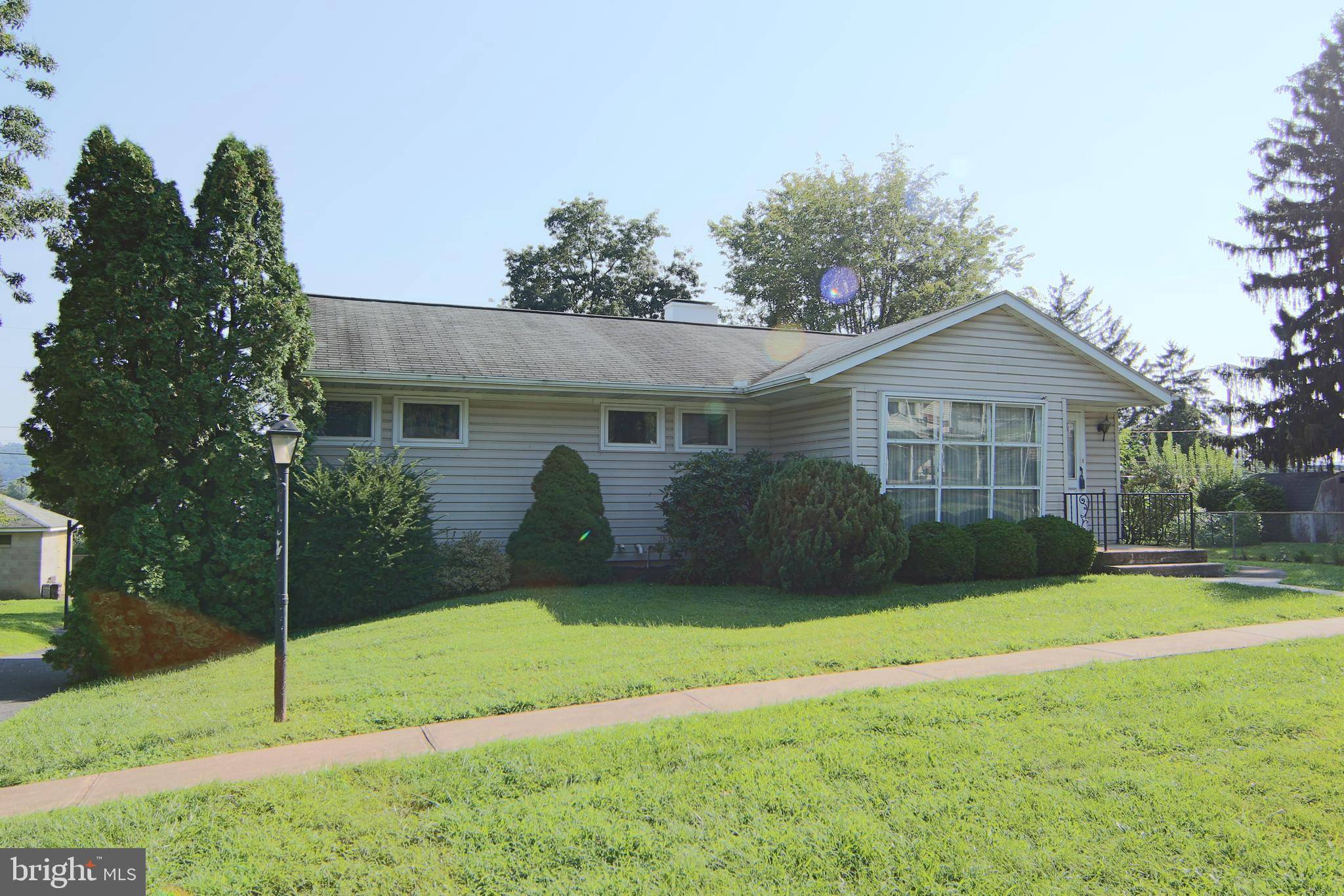 Highspire, PA 17034,243 POPLAR ST