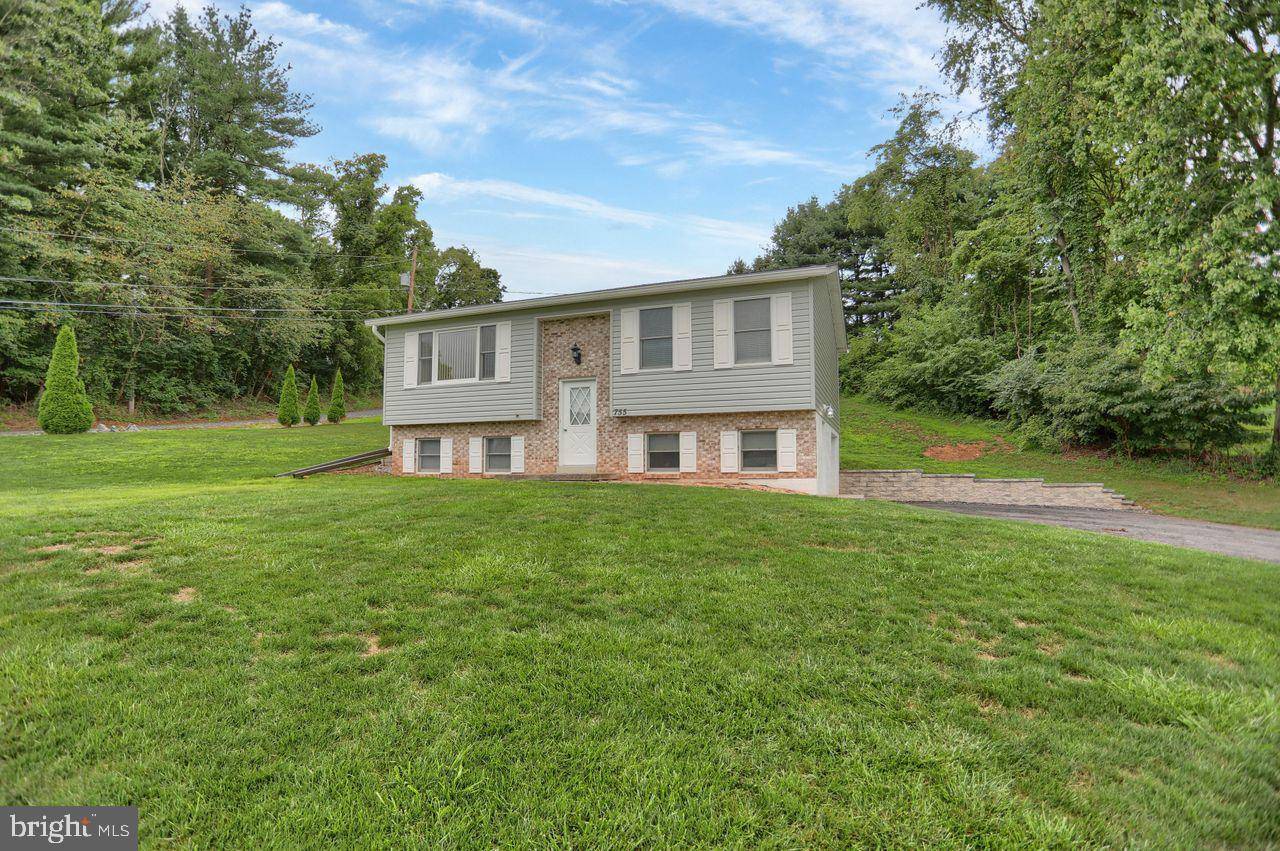 Newport, PA 17074,755 GREEN HILL DR