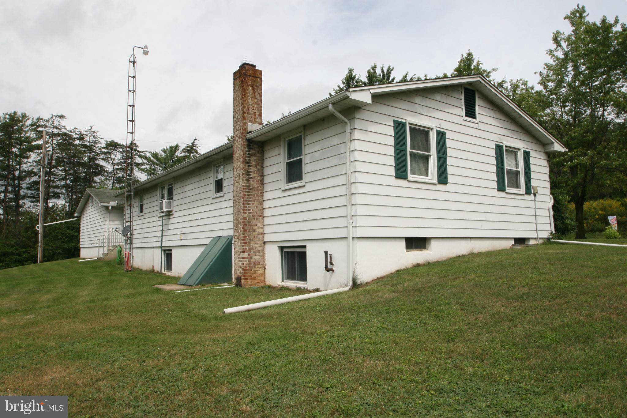 Shade Gap, PA 17255,11146 FANNETTSBURG PIKE