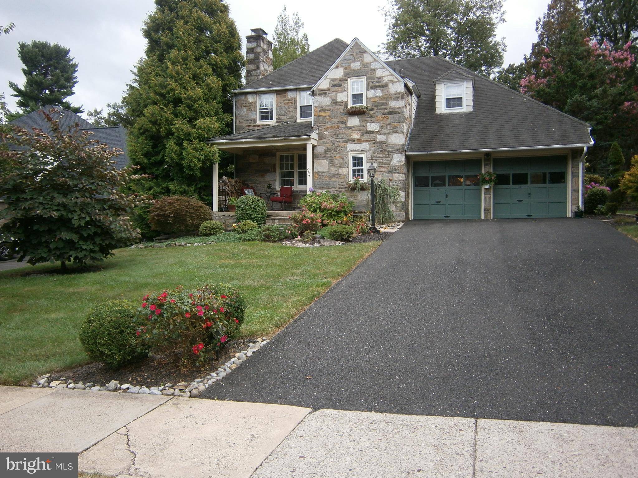 Glenside, PA 19038,324 CHERRY LN