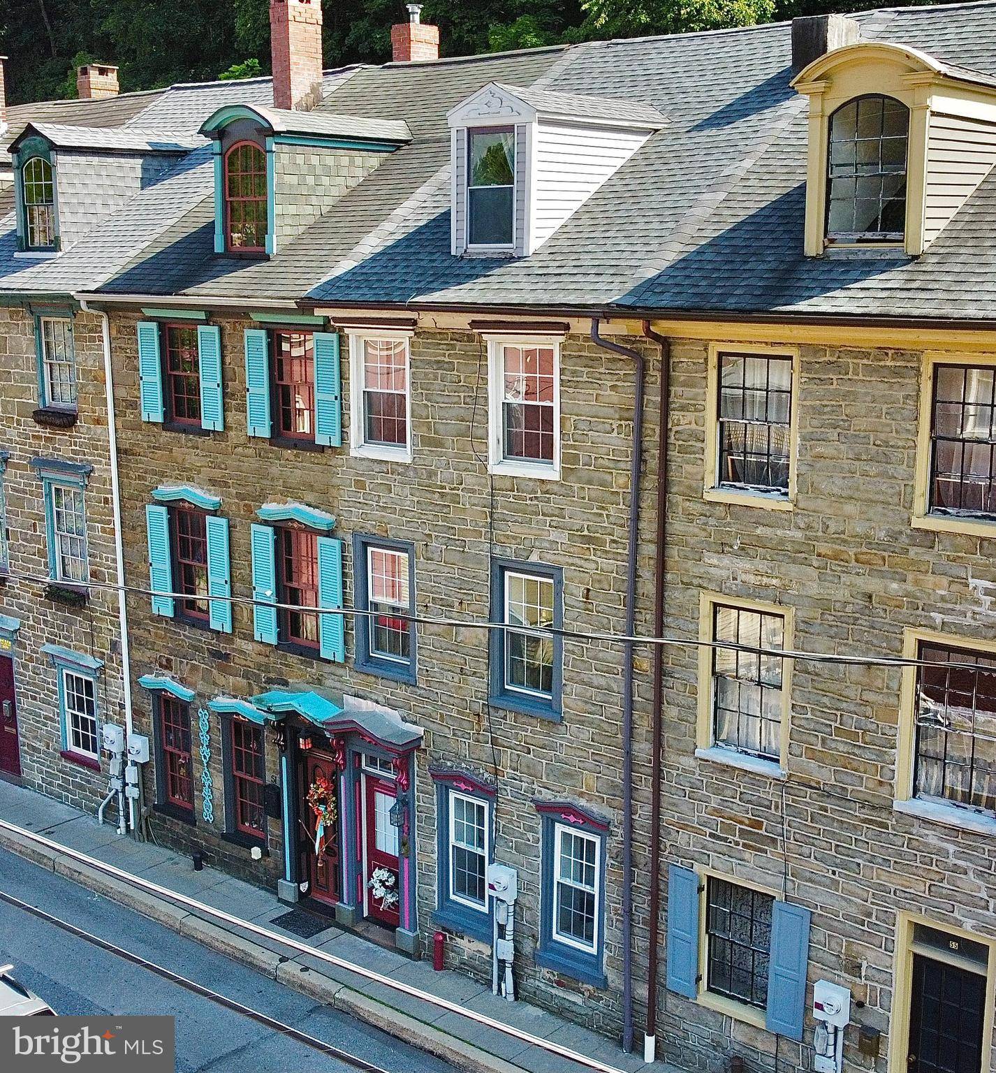 Jim Thorpe, PA 18229,53 RACE ST