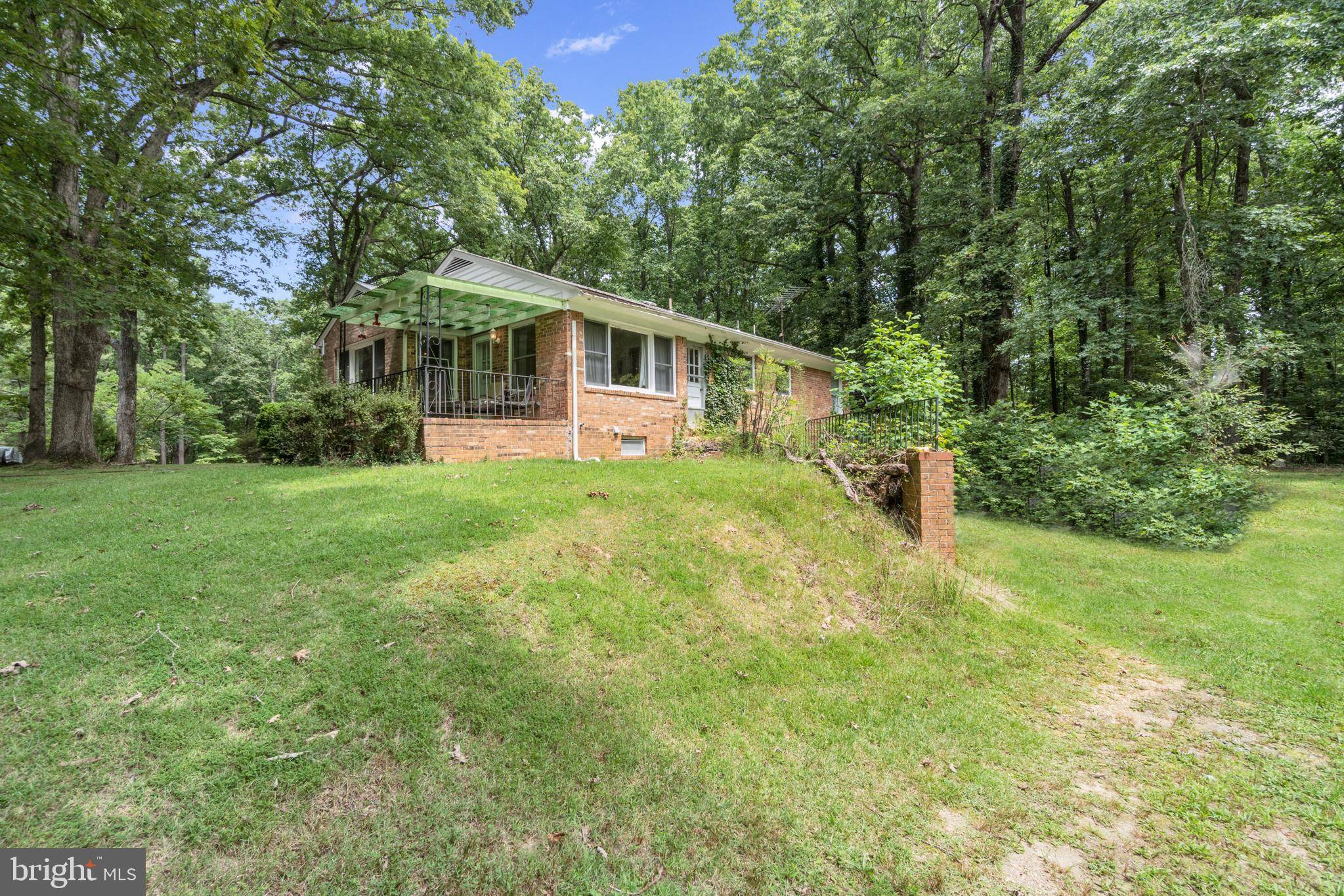 Woodford, VA 22580,17042 PEPMEIER HILL RD