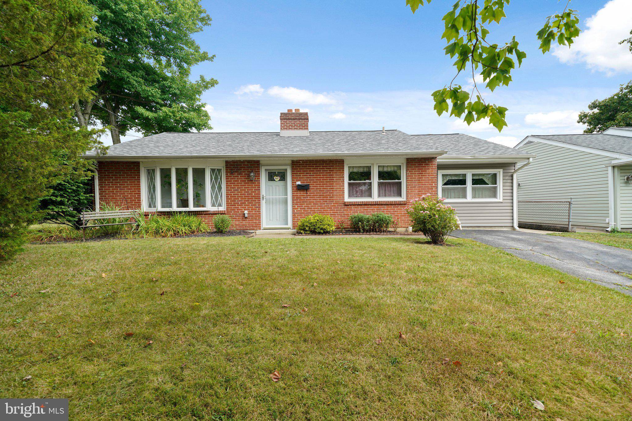 Claymont, DE 19703,623 DELANCEY PL