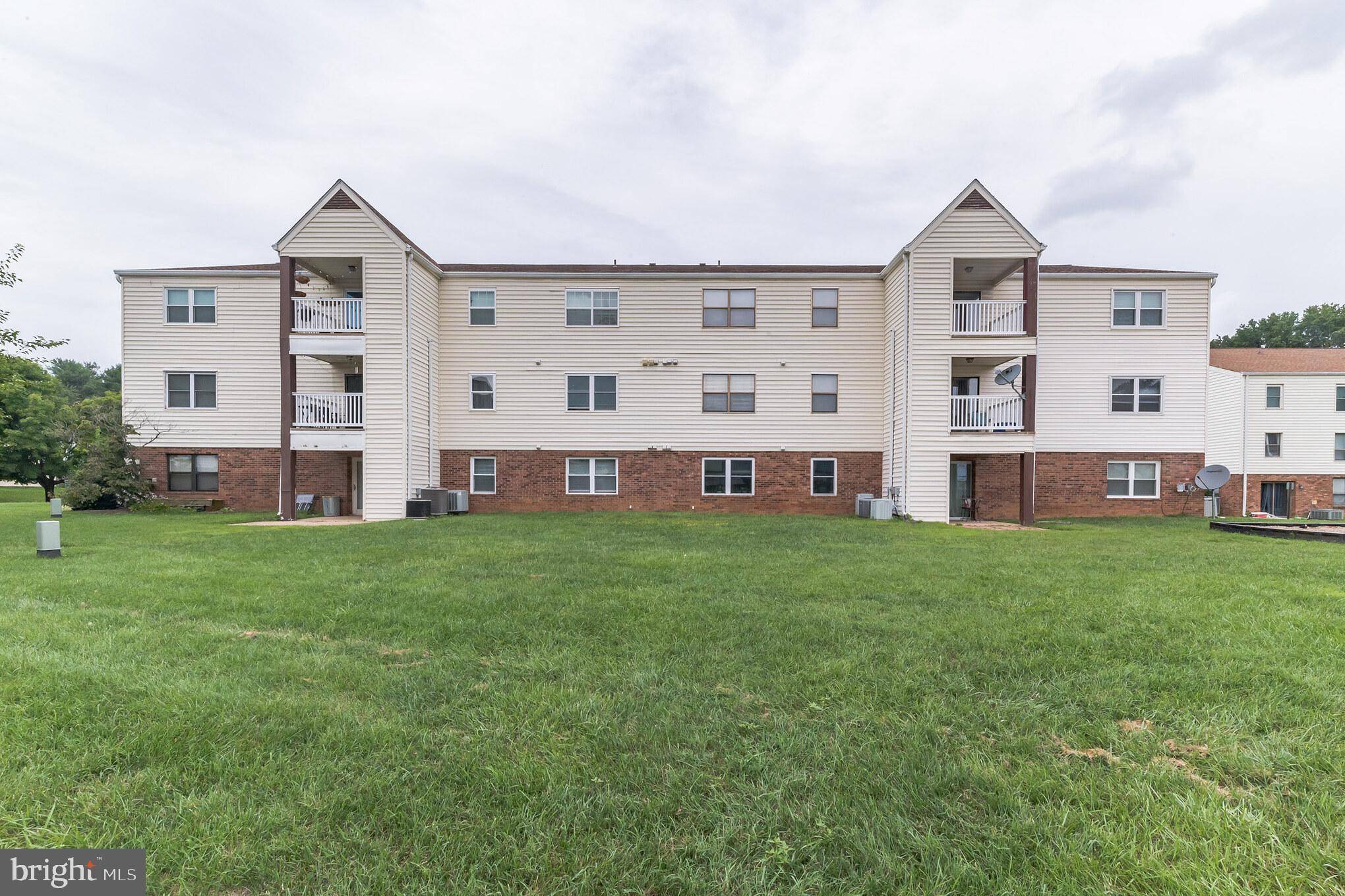 Stafford, VA 22556,102 CHESTERFIELD LN #102