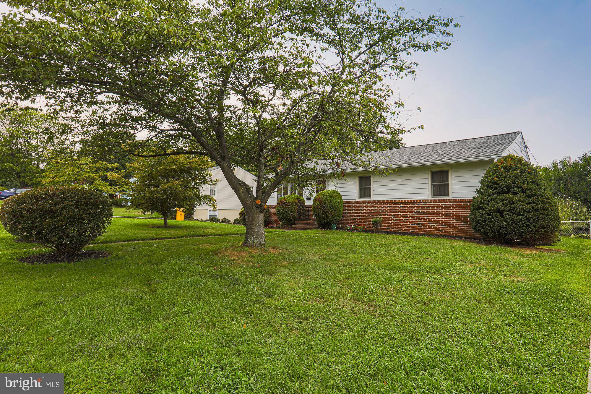 Linthicum Heights, MD 21090,308 CHURCH CIR