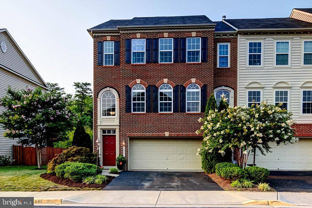 Chantilly, VA 20152,25251 BEACH PL