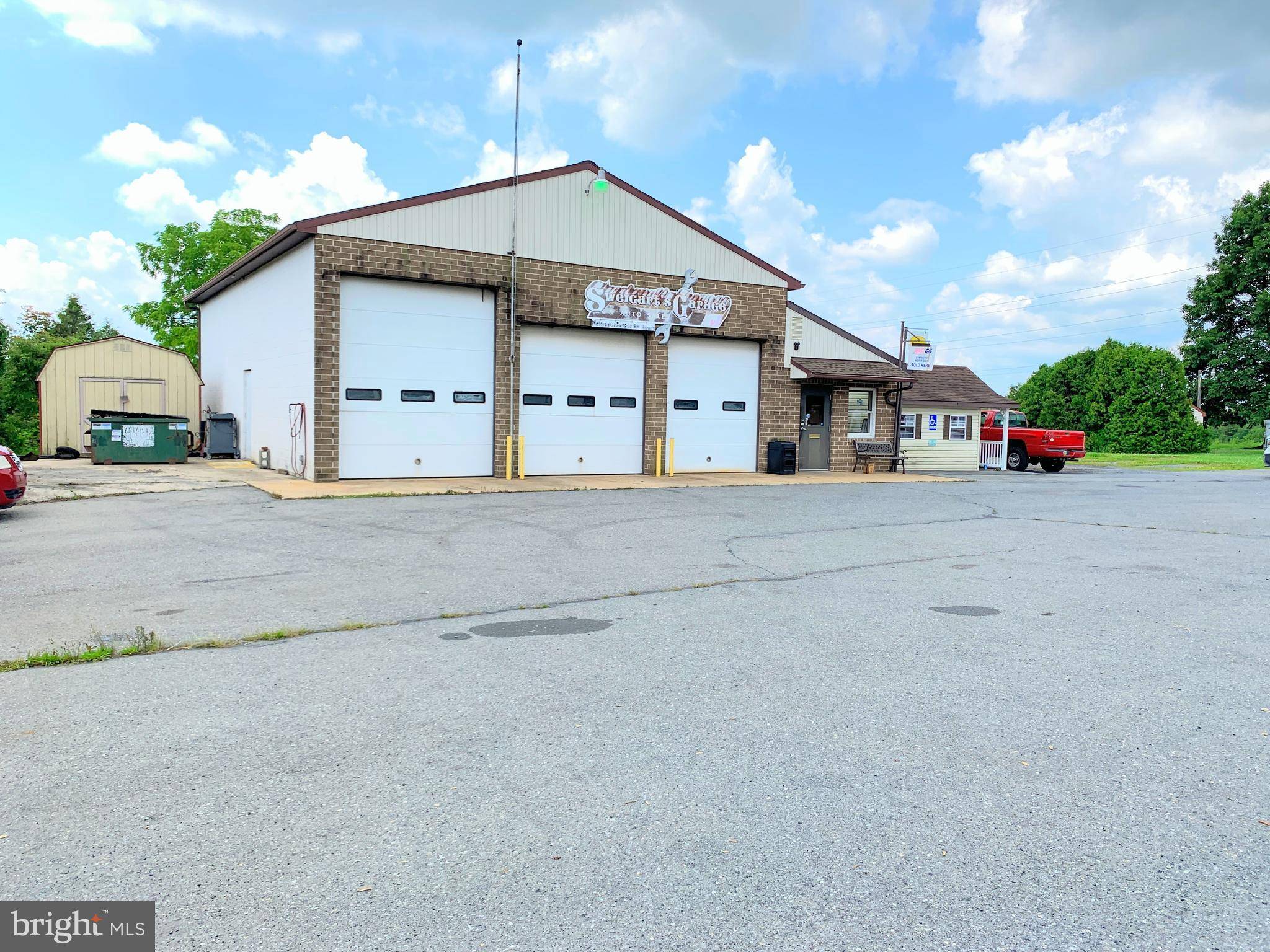 Reinholds, PA 17569,1110 W SWARTZVILLE RD