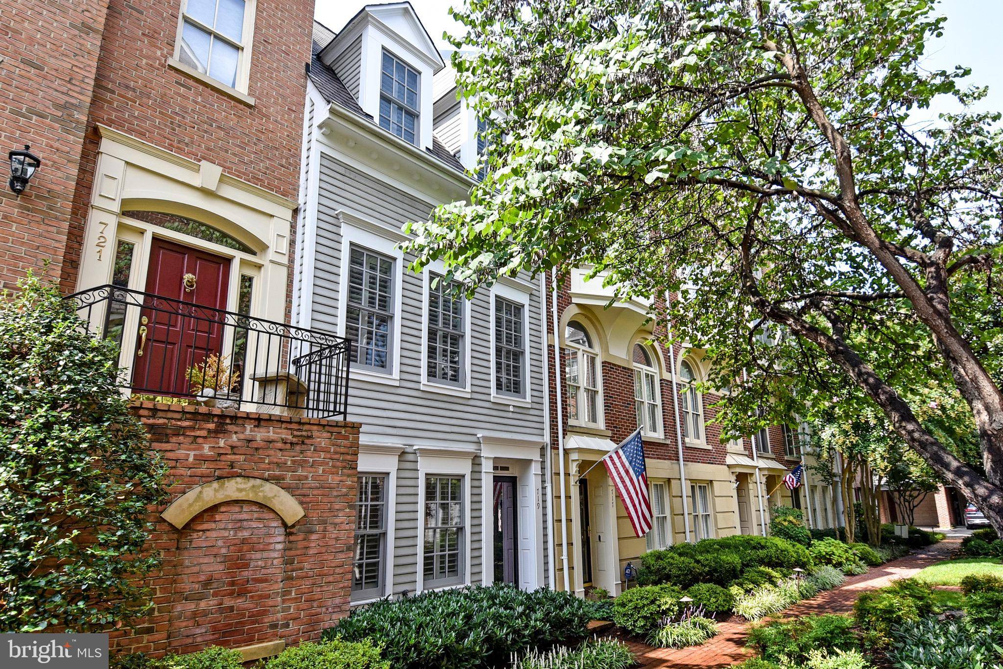 Alexandria, VA 22314,719 FORDS LANDING WAY