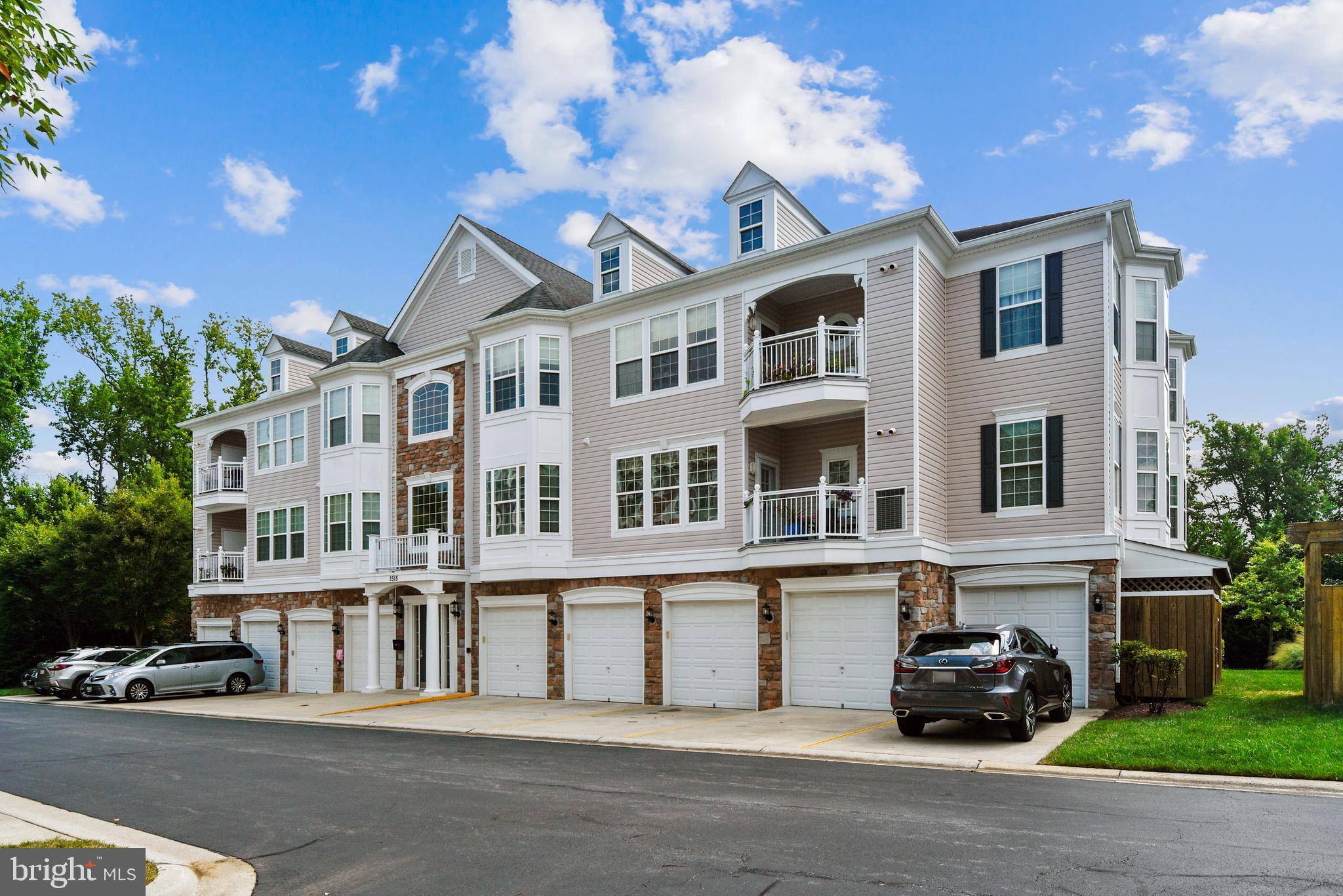 Annapolis, MD 21409,1515 ENYART WAY #14-201