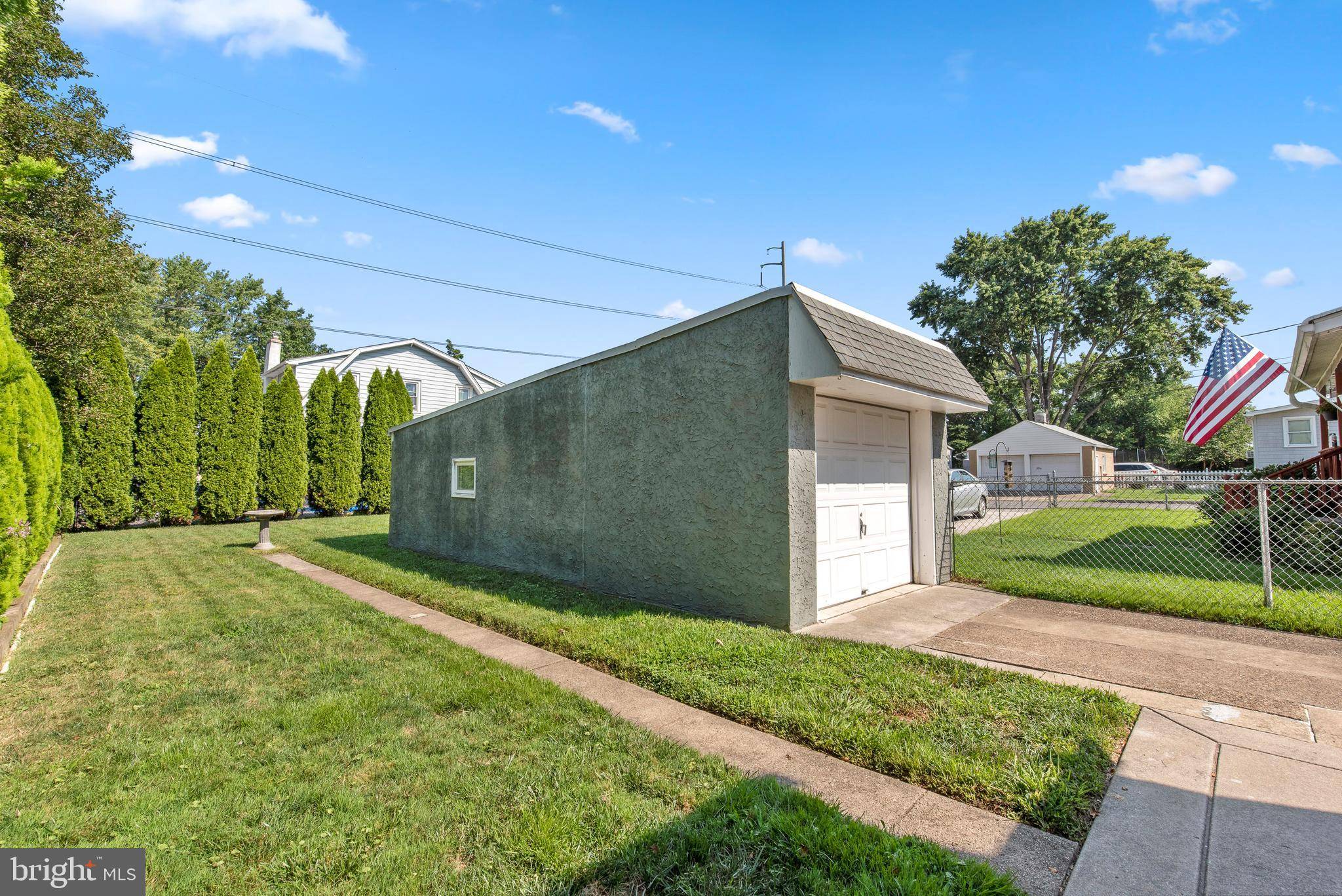 Glenolden, PA 19036,42 N LLANWELLYN AVE