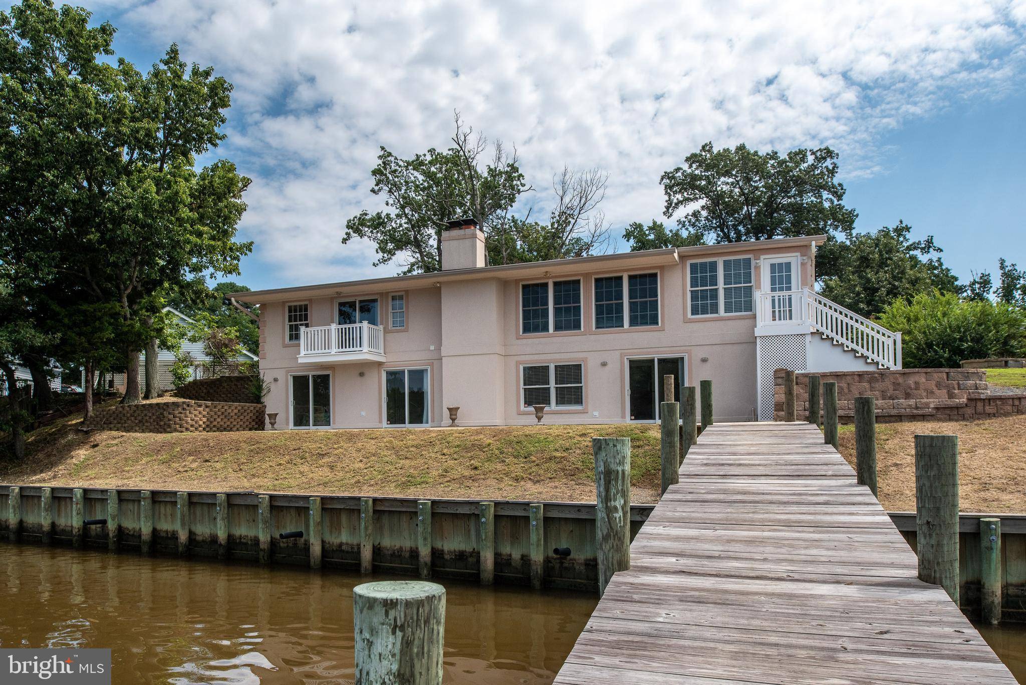 Colonial Beach, VA 22443,2064 MONROE BAY CIR