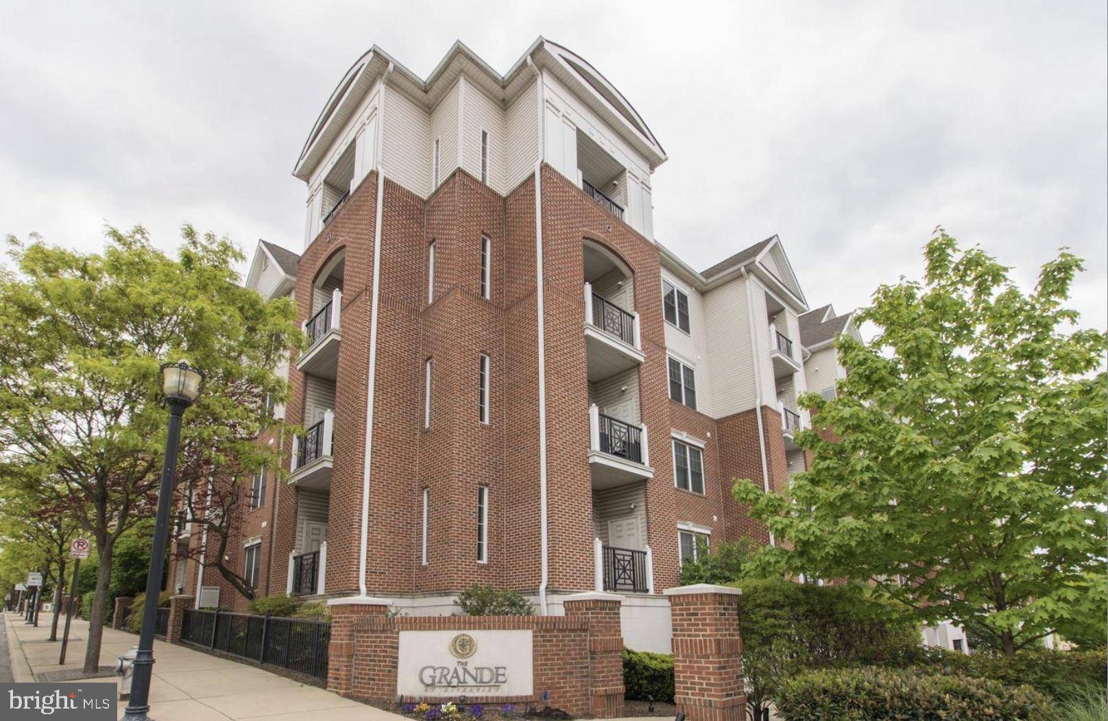 Conshohocken, PA 19428,300 W ELM ST #2436