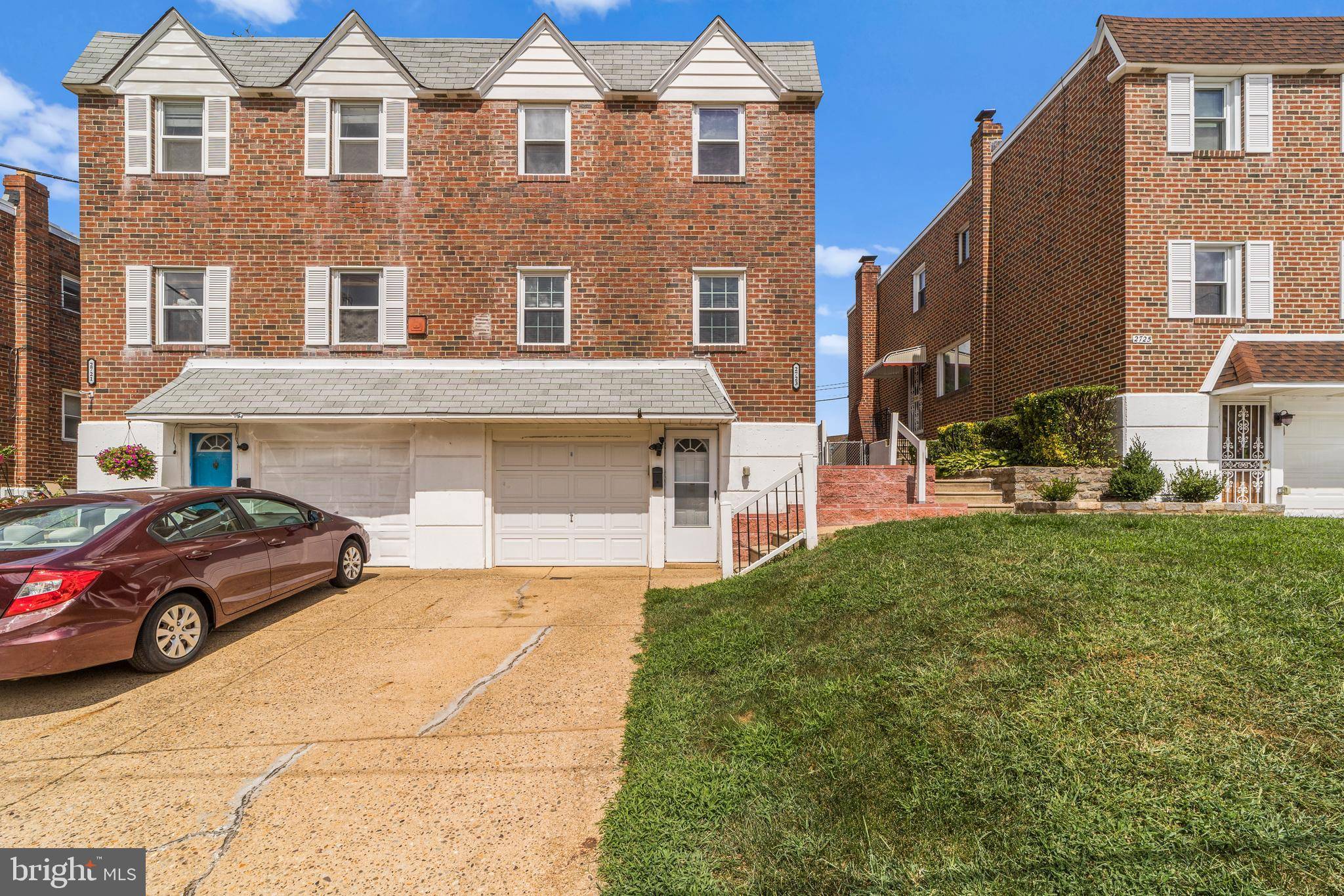 Philadelphia, PA 19152,2723 TAUNTON ST