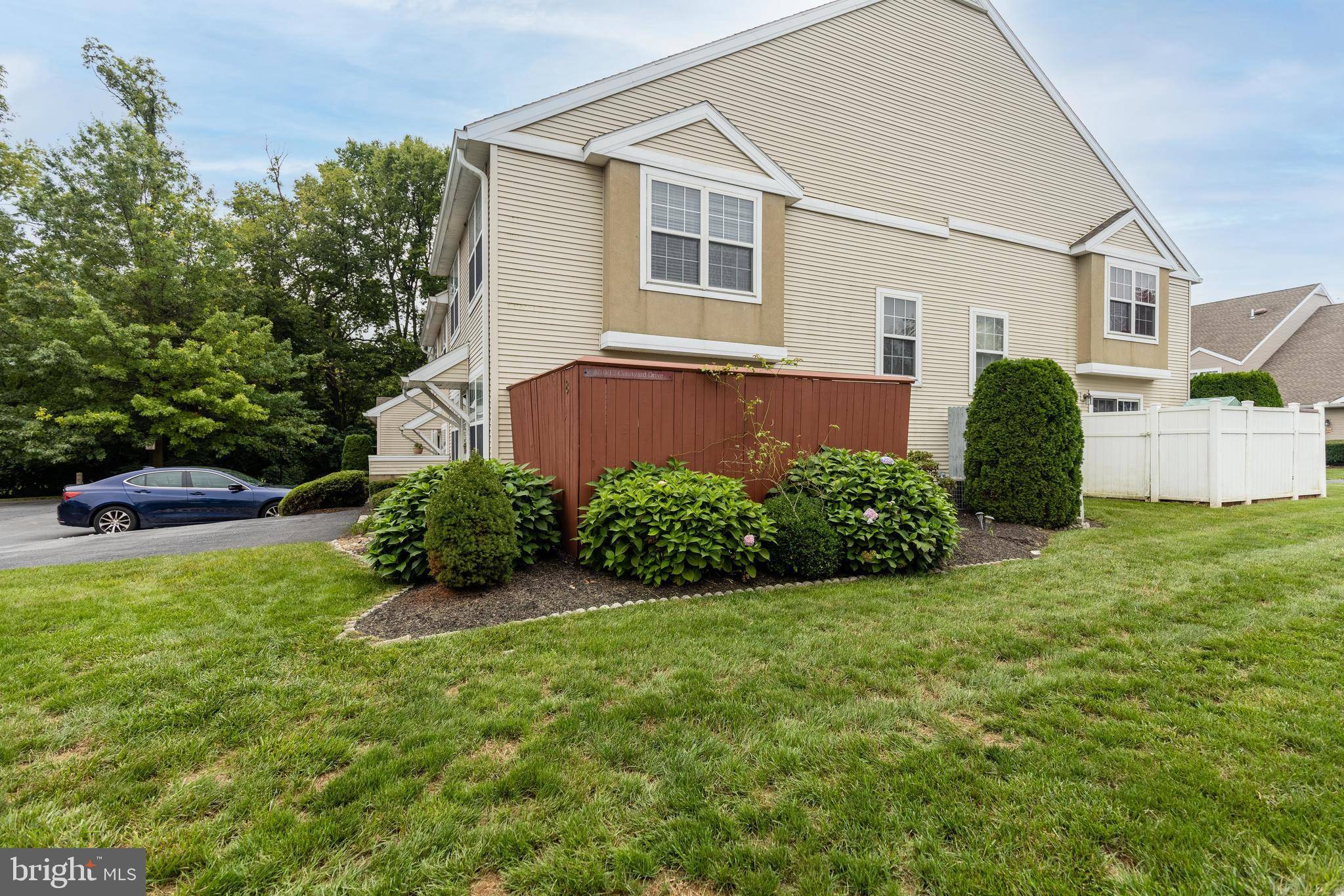 Carlisle, PA 17013,8 COURTYARD DR