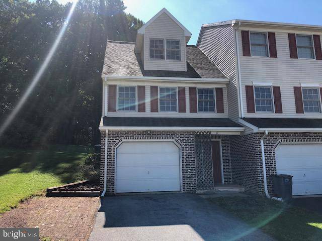 Reinholds, PA 17569,10 HIGHLAND CT