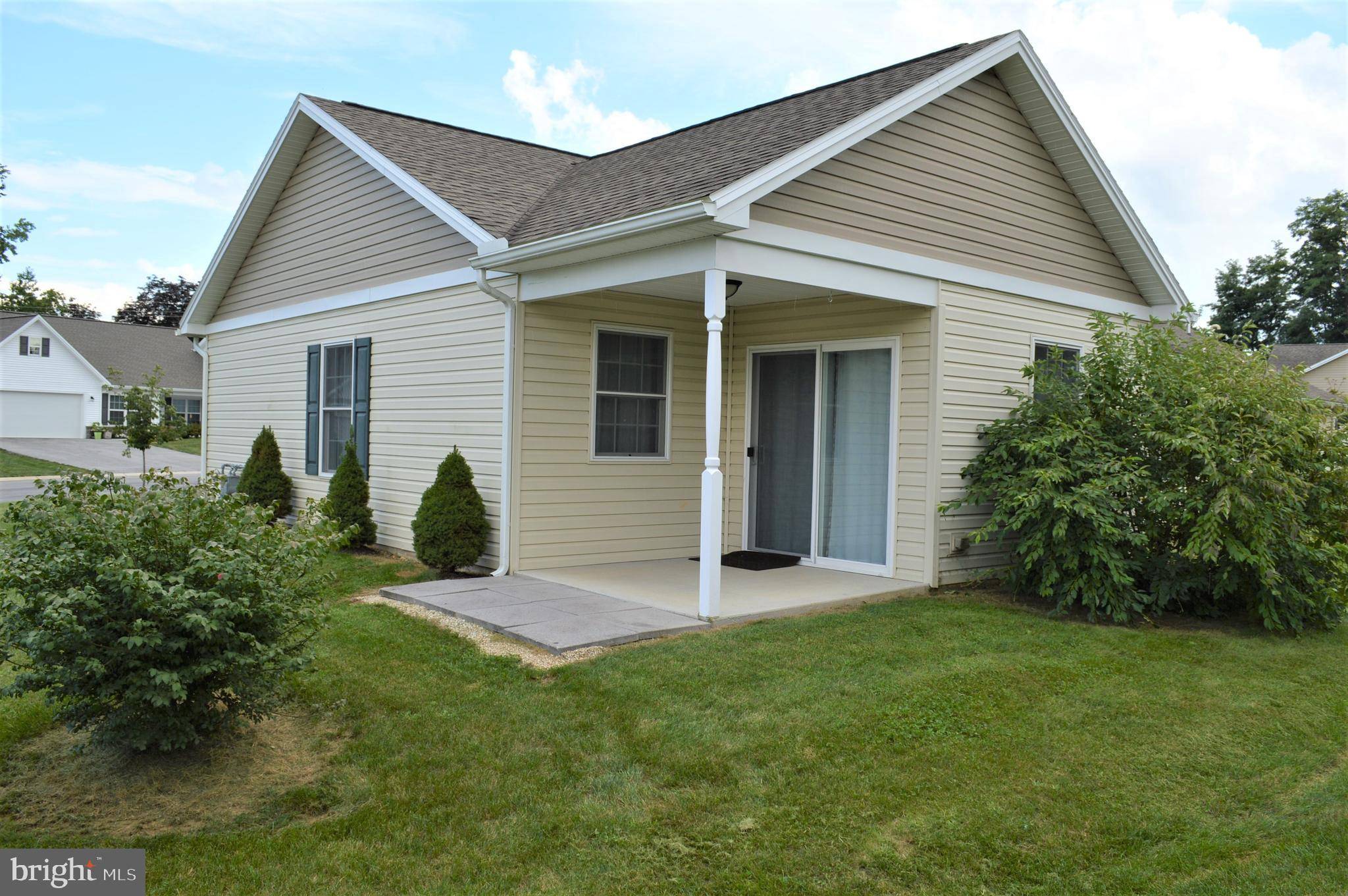 Mount Holly Springs, PA 17065,1 GROUP CT