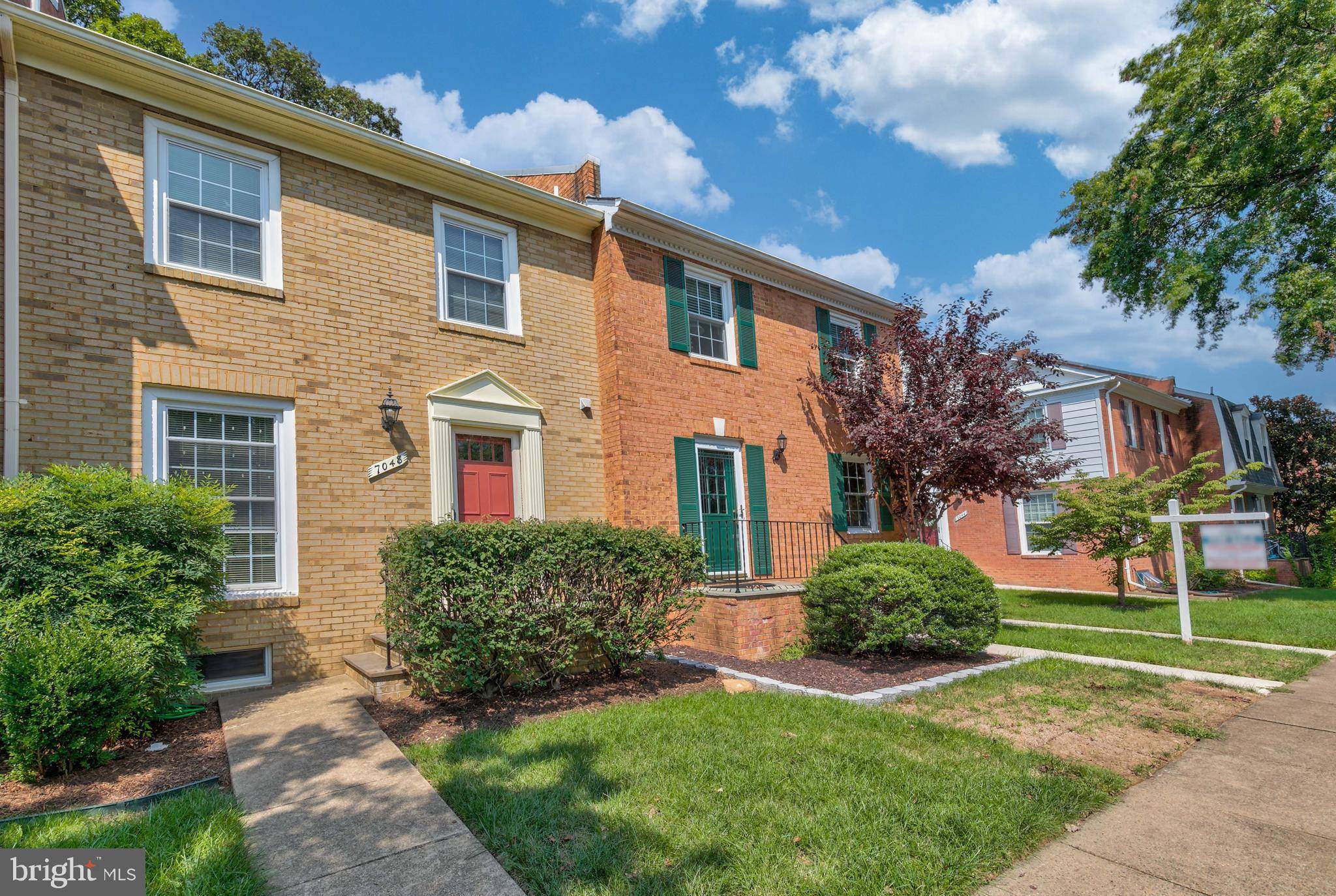 Springfield, VA 22151,7048 LEESTONE ST