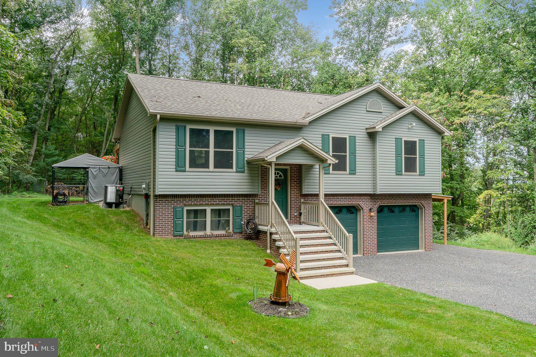 New Bloomfield, PA 17068,165 RIDGE RD