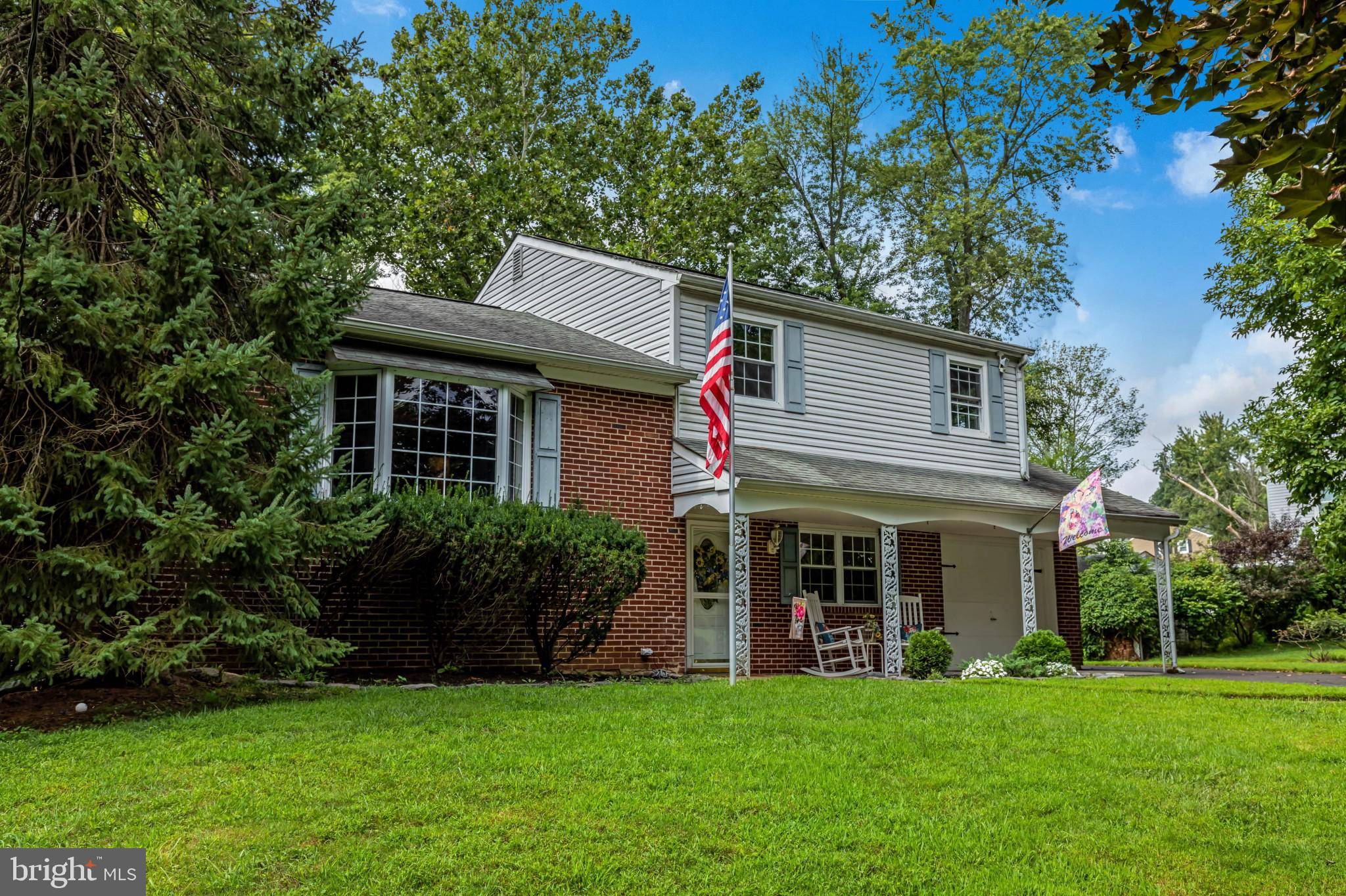 Langhorne, PA 19053,735 SPRING HILL RD