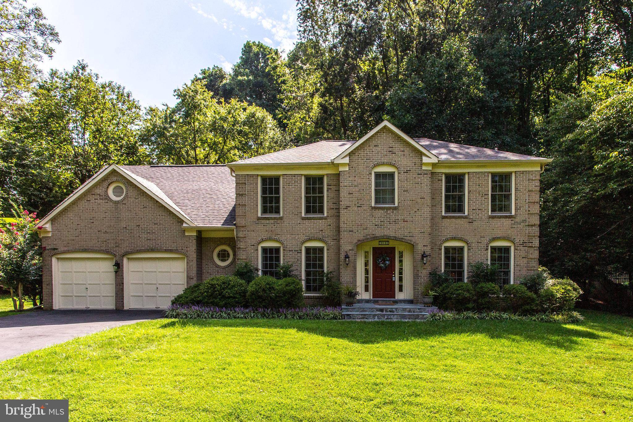 Oakton, VA 22124,10501 OAKTON RIDGE CT