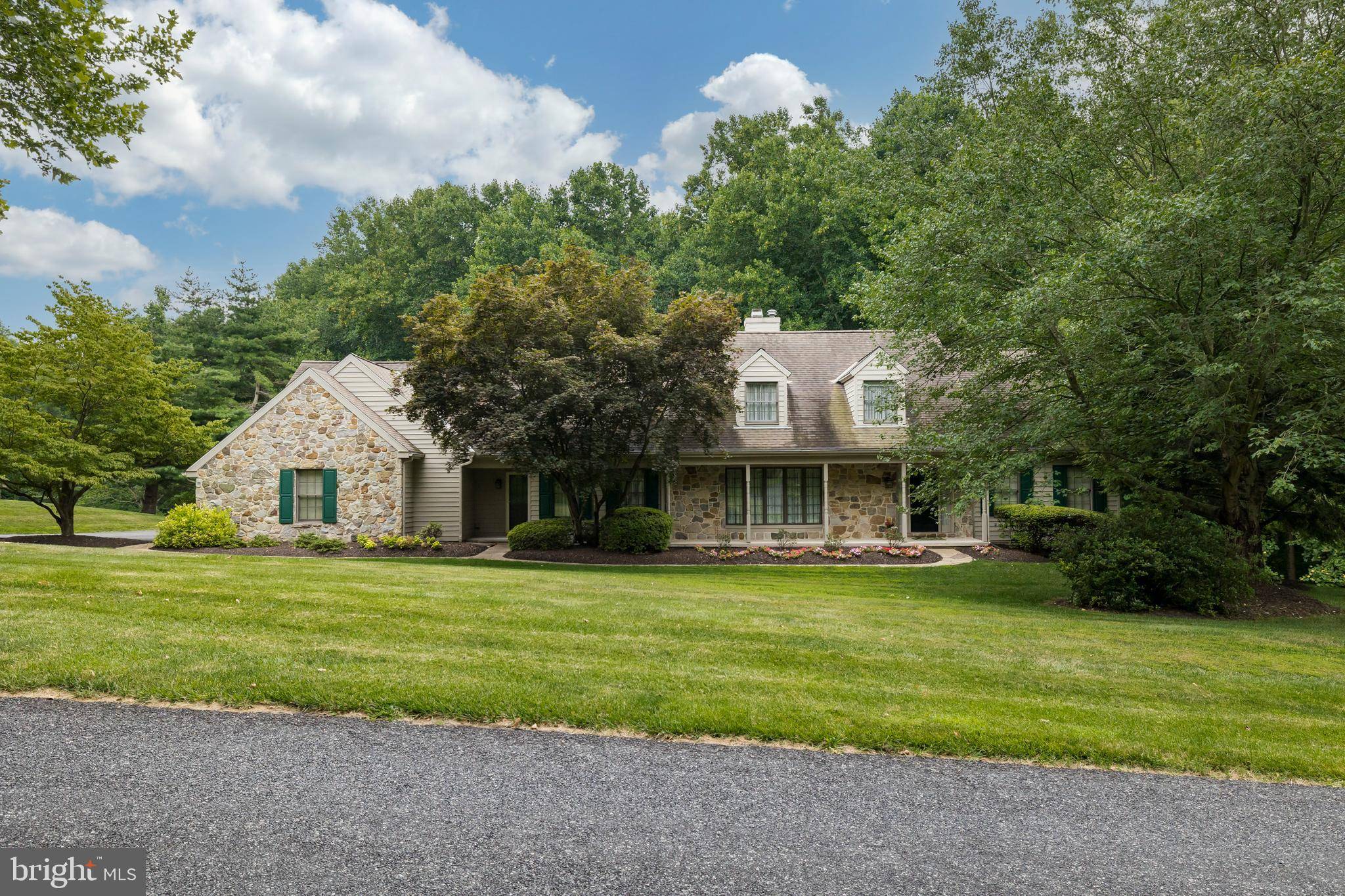 West Chester, PA 19382,1698 WATERGLEN DR