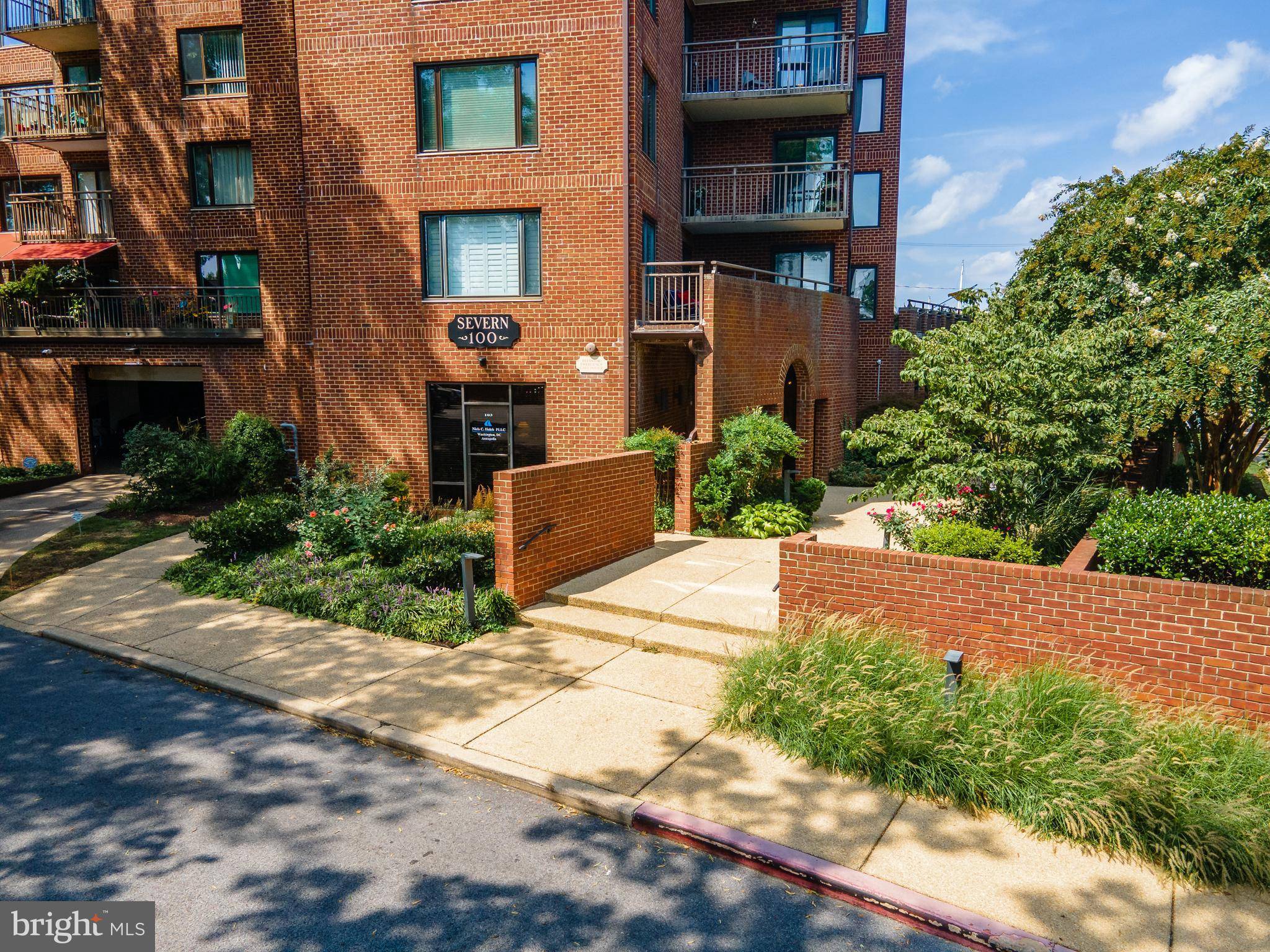 Annapolis, MD 21403,100 SEVERN AVE #202