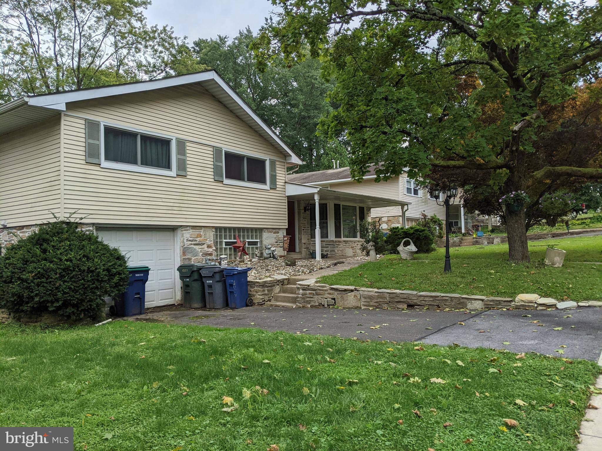 Huntingdon Valley, PA 19006,1007 HENRIETTA AVE