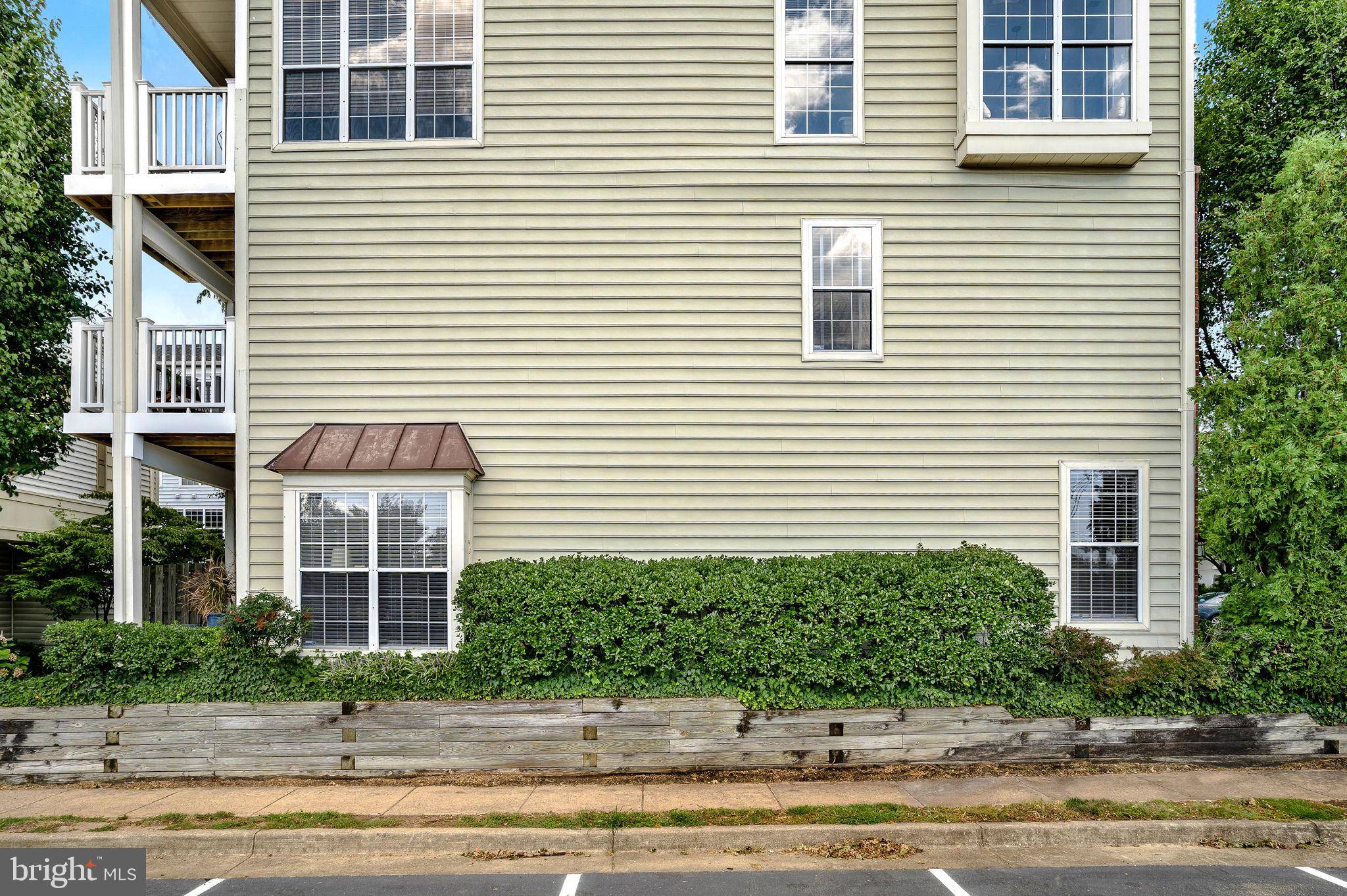 Alexandria, VA 22302,1923 KENWOOD AVE