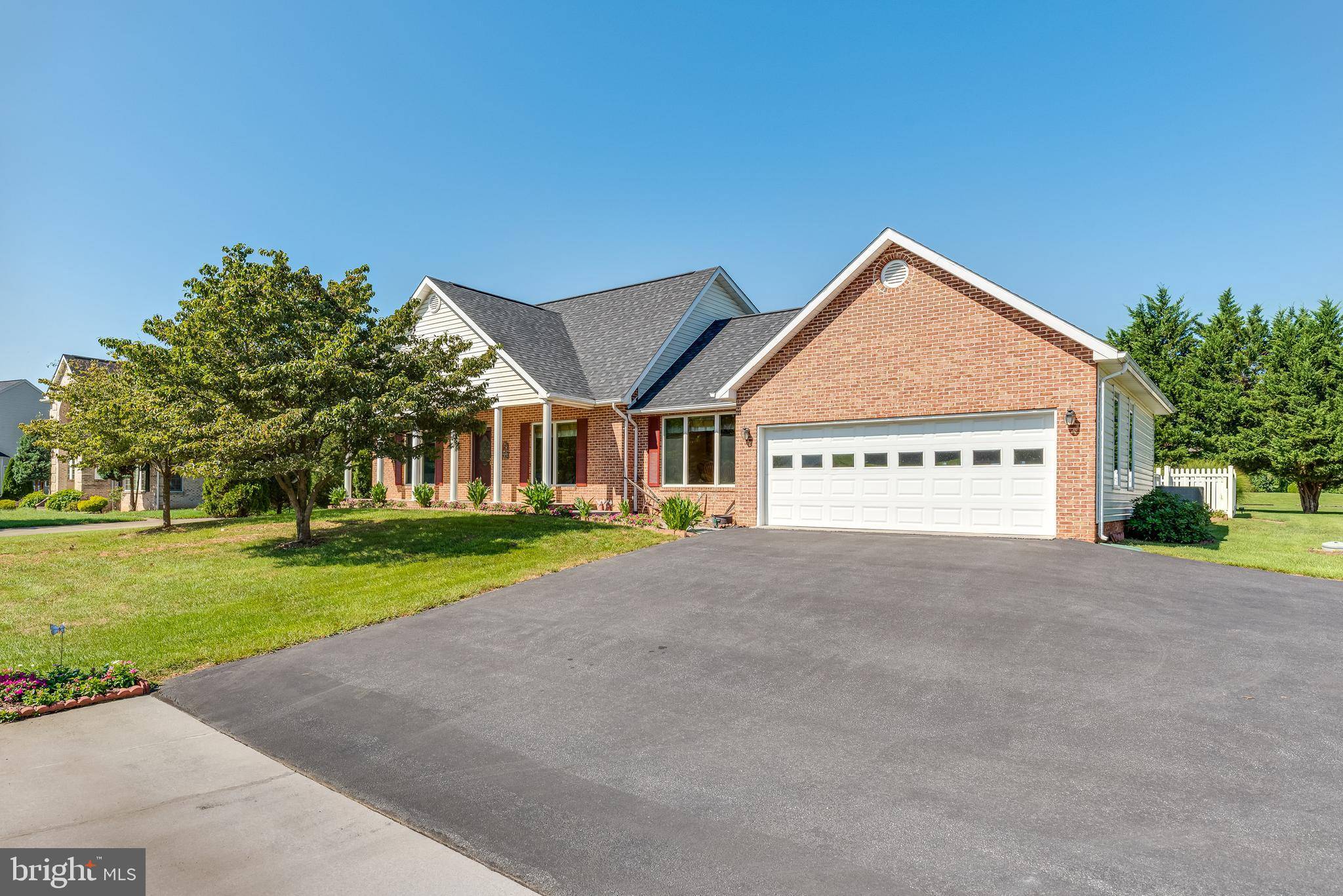 Charles Town, WV 25414,175 MUIRFIELD CT