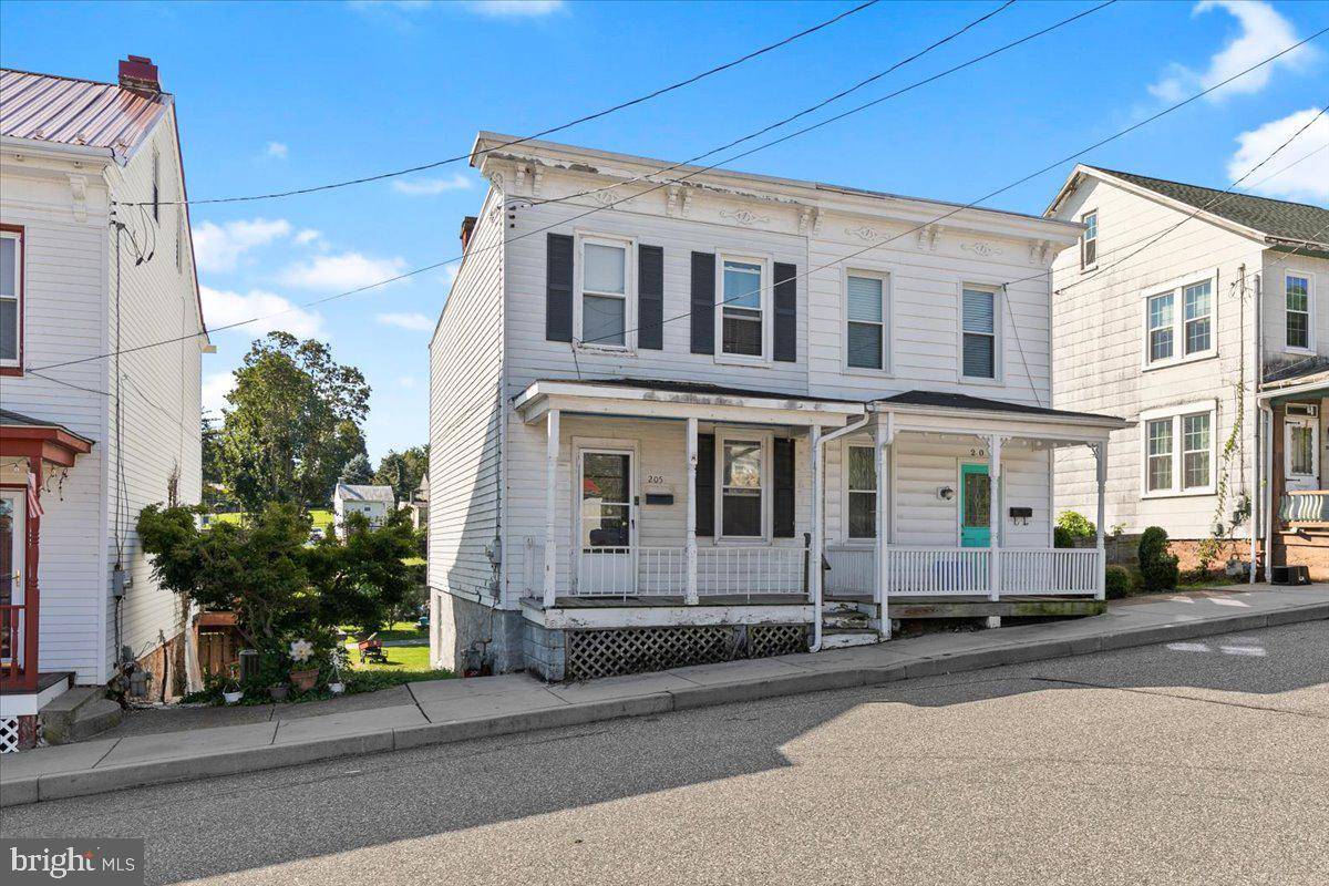 Wrightsville, PA 17368,205 CHESTNUT ST