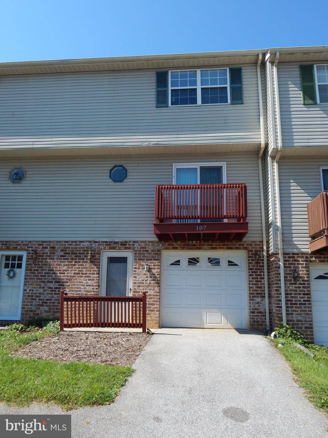 York Springs, PA 17372,107 CIDER DR