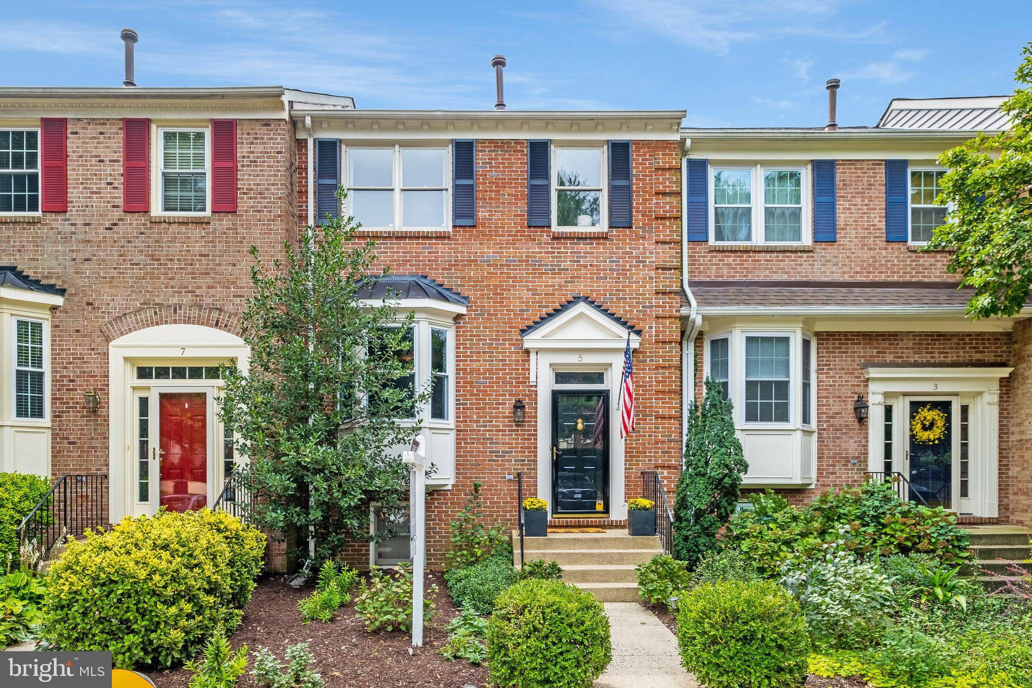 Alexandria, VA 22304,5 CARRIAGE HOUSE CIR